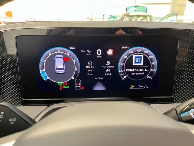Volkswagen Passat view 12