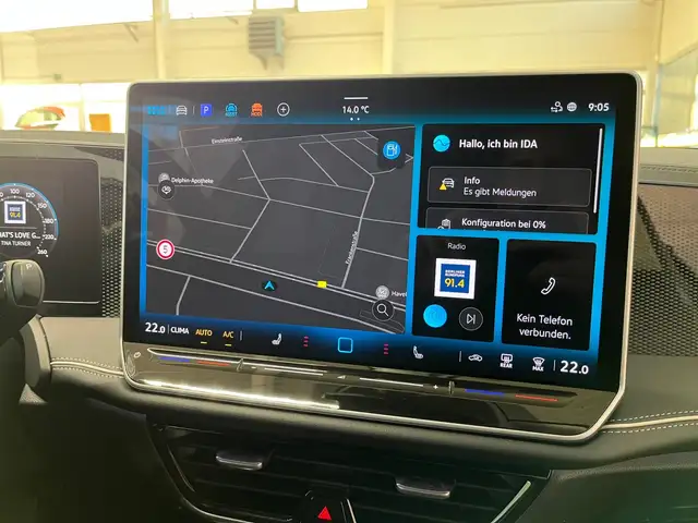 Volkswagen Passat view 13
