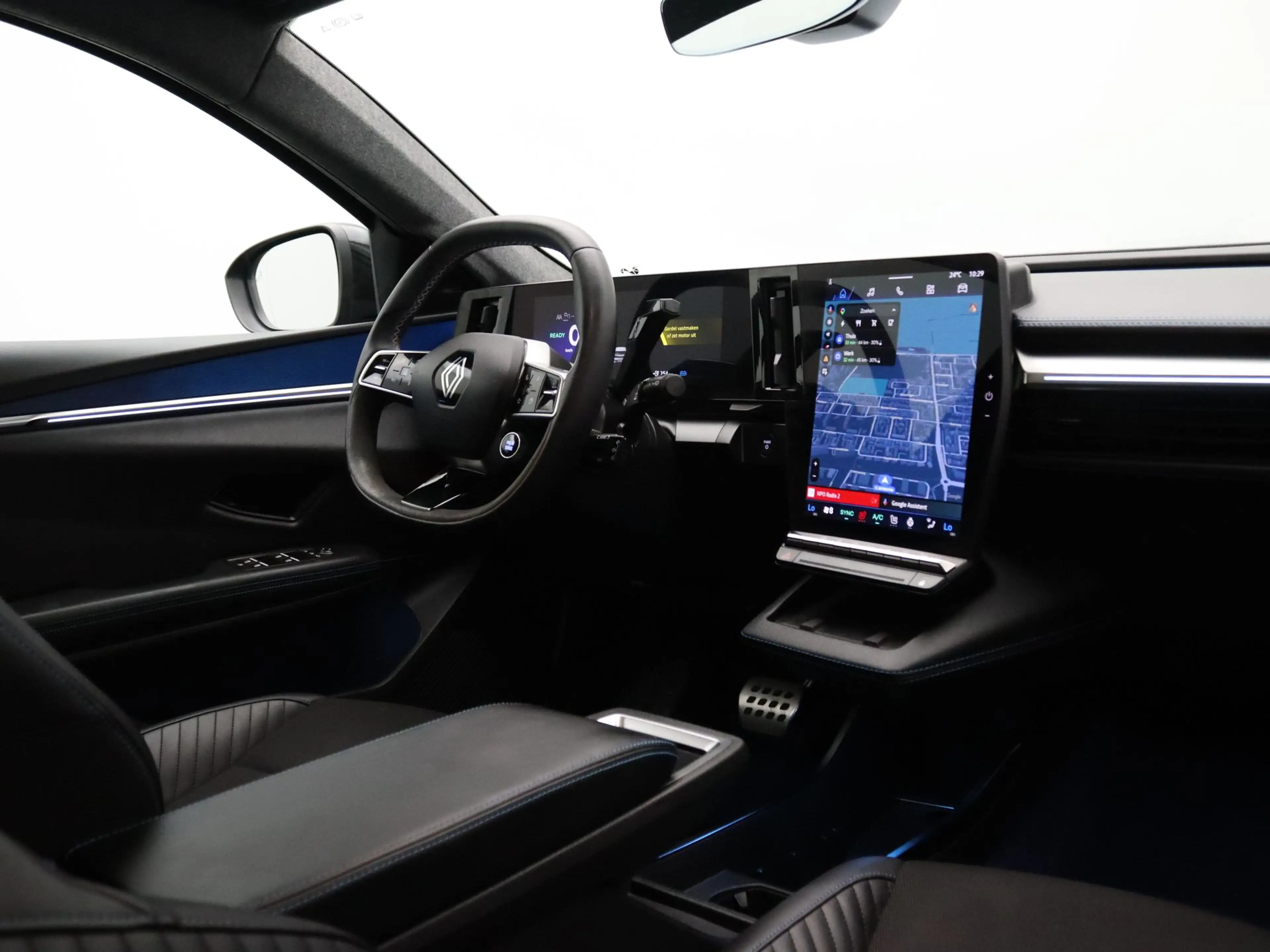 Renault Scenic E-Tech EV87 long range esprit Alpine Apple Carplay — photo 36