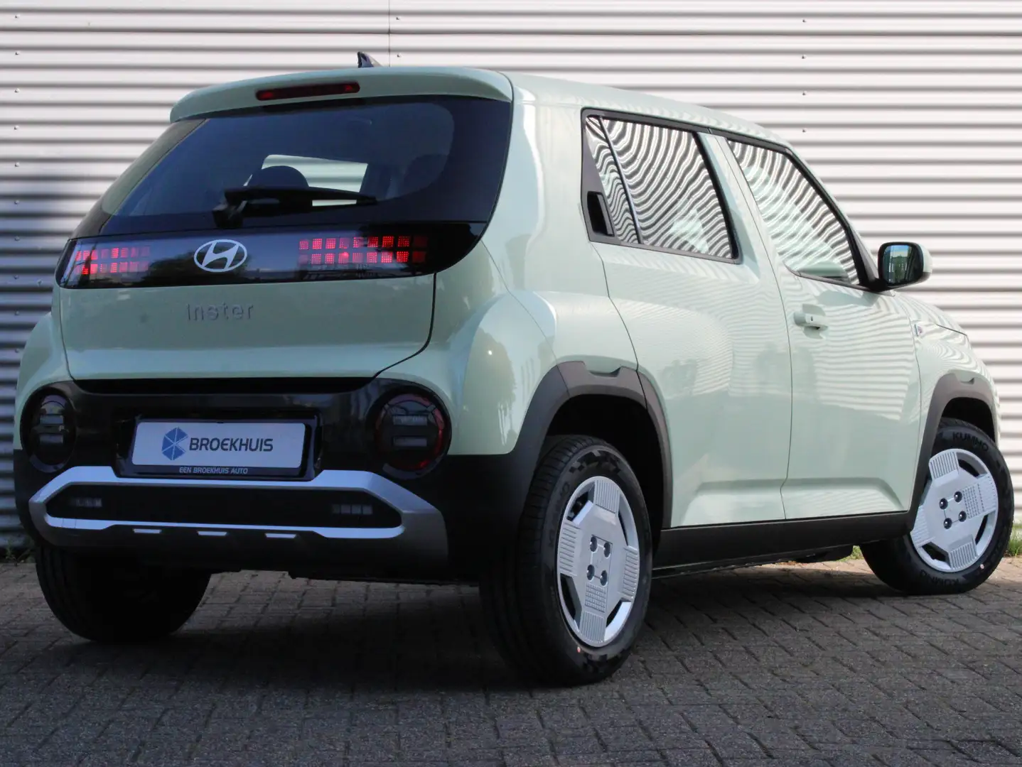 Hyundai Inster E-Motion 42kWh Vanaf € 293,- p/m Private Lease | € Geel - 2