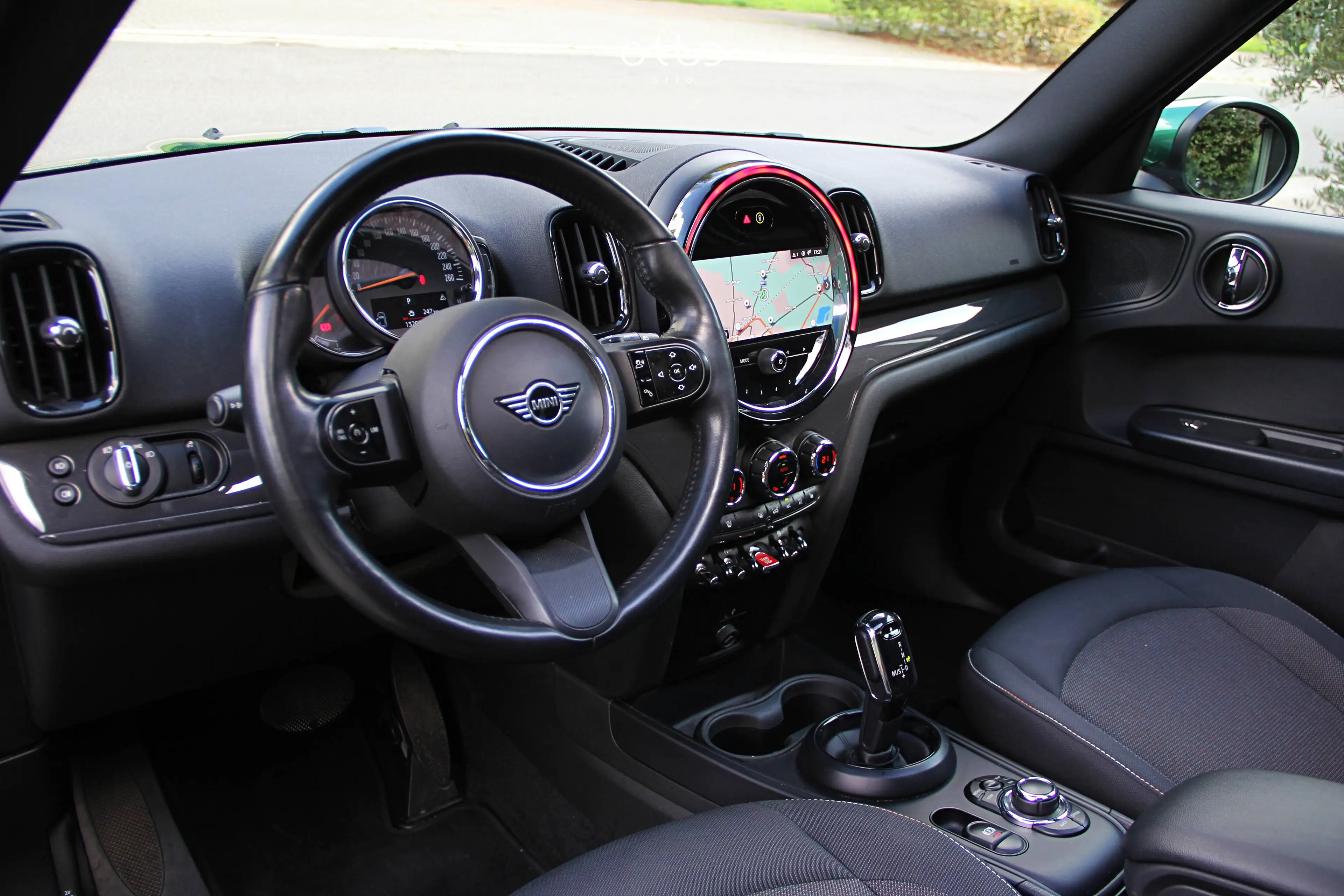 MINI Cooper Countryman 1.5iA Pano/LED/Navi/AmbiLight/Zetelverwarming/ParkSensoren/Stuurwielverwarming — photo 11
