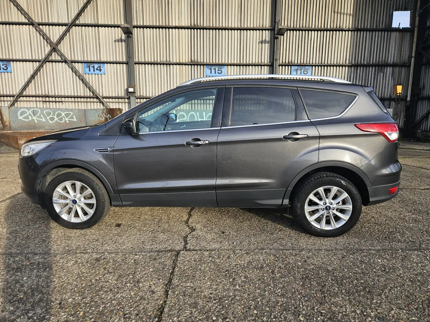 Ford Kuga 2.0 TDCi AWD Titanium Euro 6 - 1