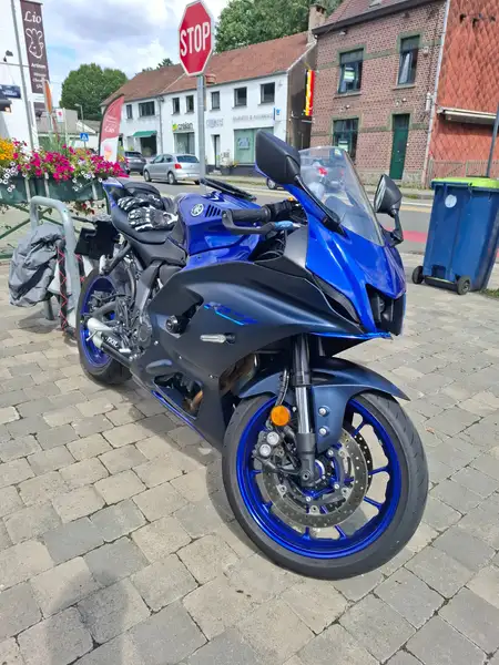 Yamaha YZF-R7