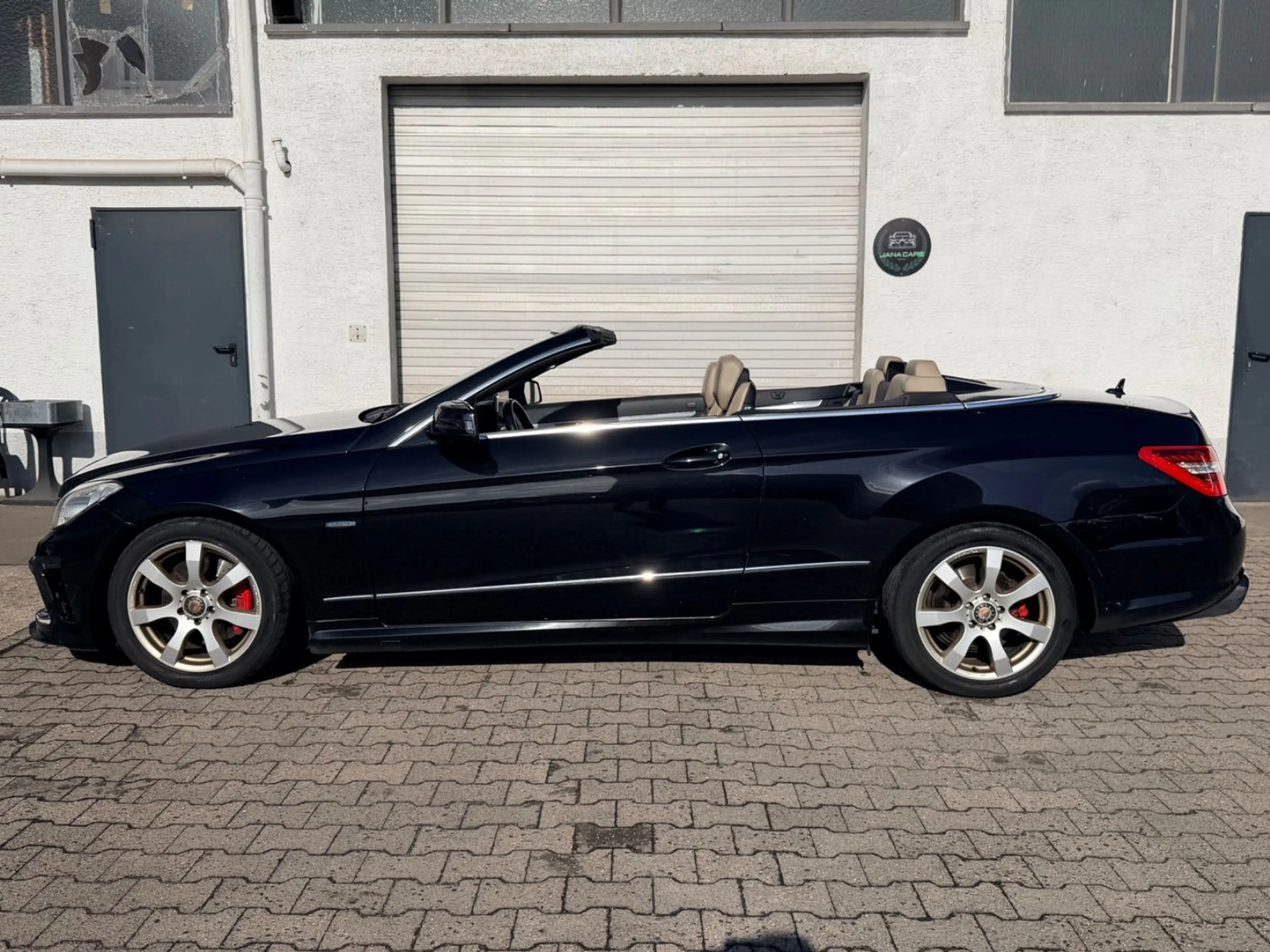 Mercedes-Benz E 200 200 CGI Cabrio AMG Line Ambiente Carplay — photo 8