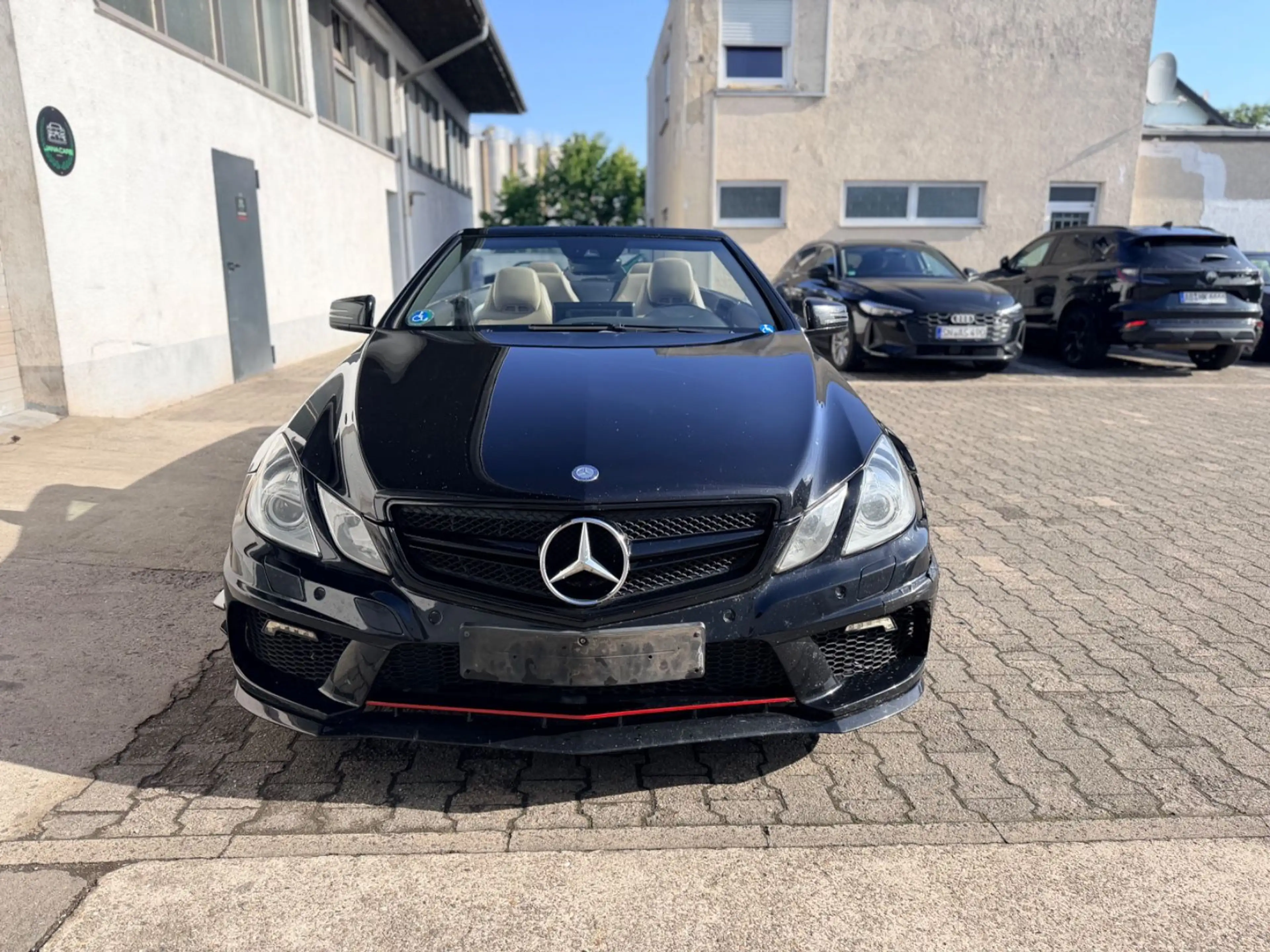Mercedes-Benz E 200 200 CGI Cabrio AMG Line Ambiente Carplay — photo 6