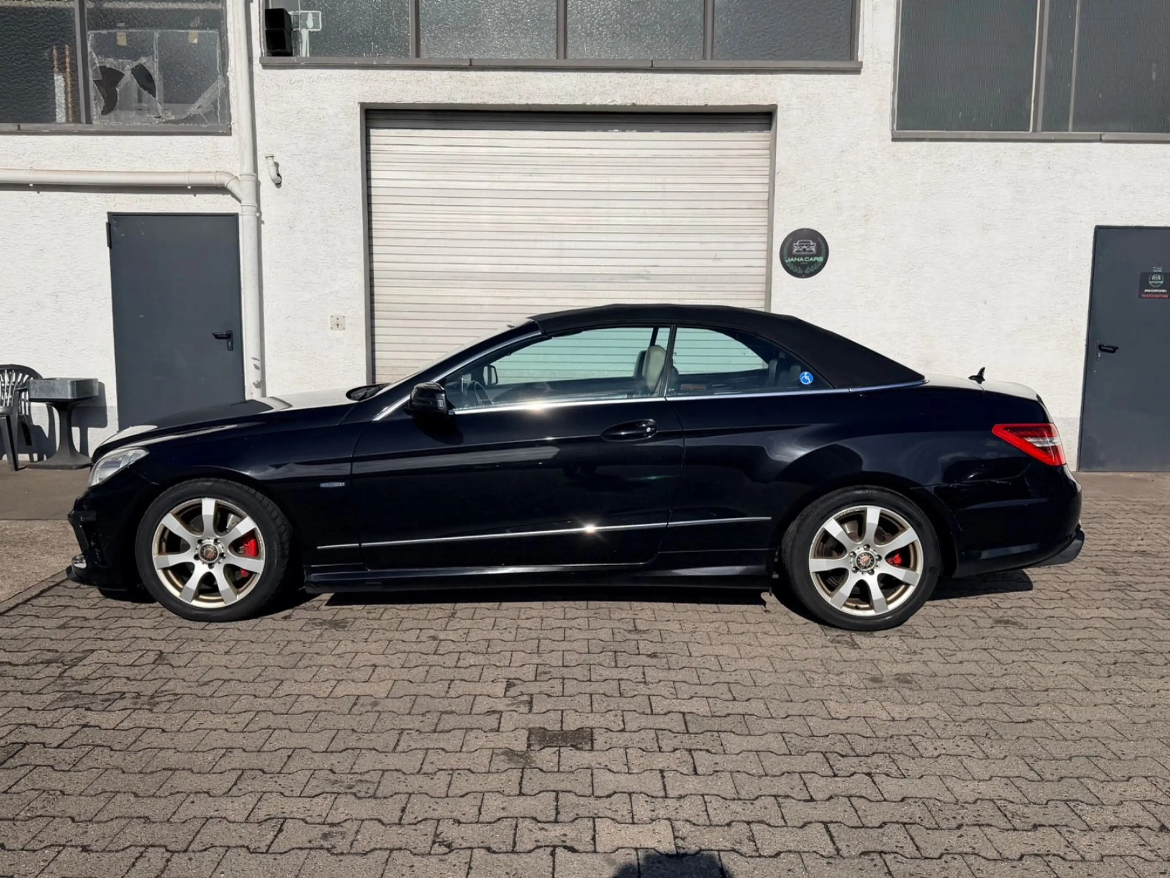 Mercedes-Benz E 200 200 CGI Cabrio AMG Line Ambiente Carplay — photo 12
