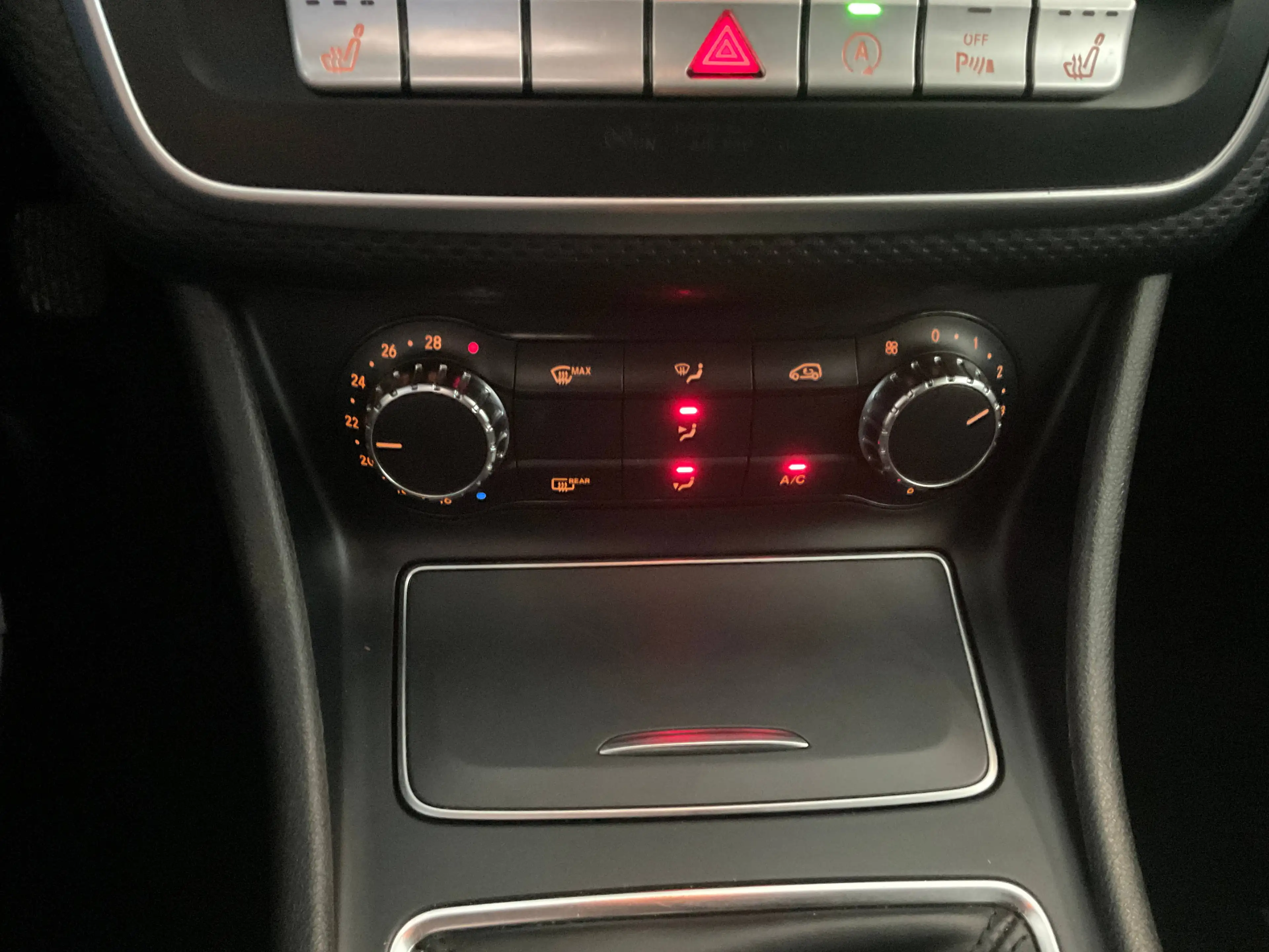 Mercedes-Benz A 180 A 180 Style PANO*GARMIN*GRA*AUDIO20 — photo 16
