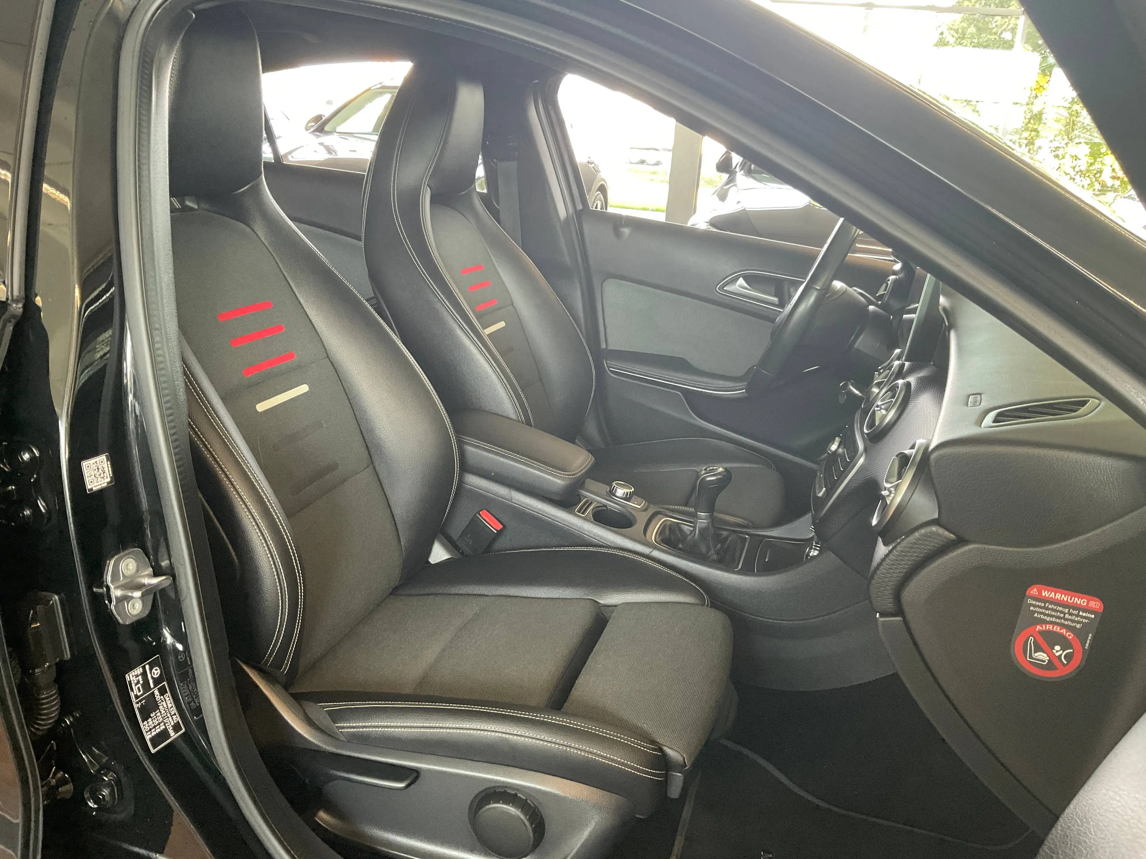 Mercedes-Benz A 180 A 180 Style PANO*GARMIN*GRA*AUDIO20 — photo 10