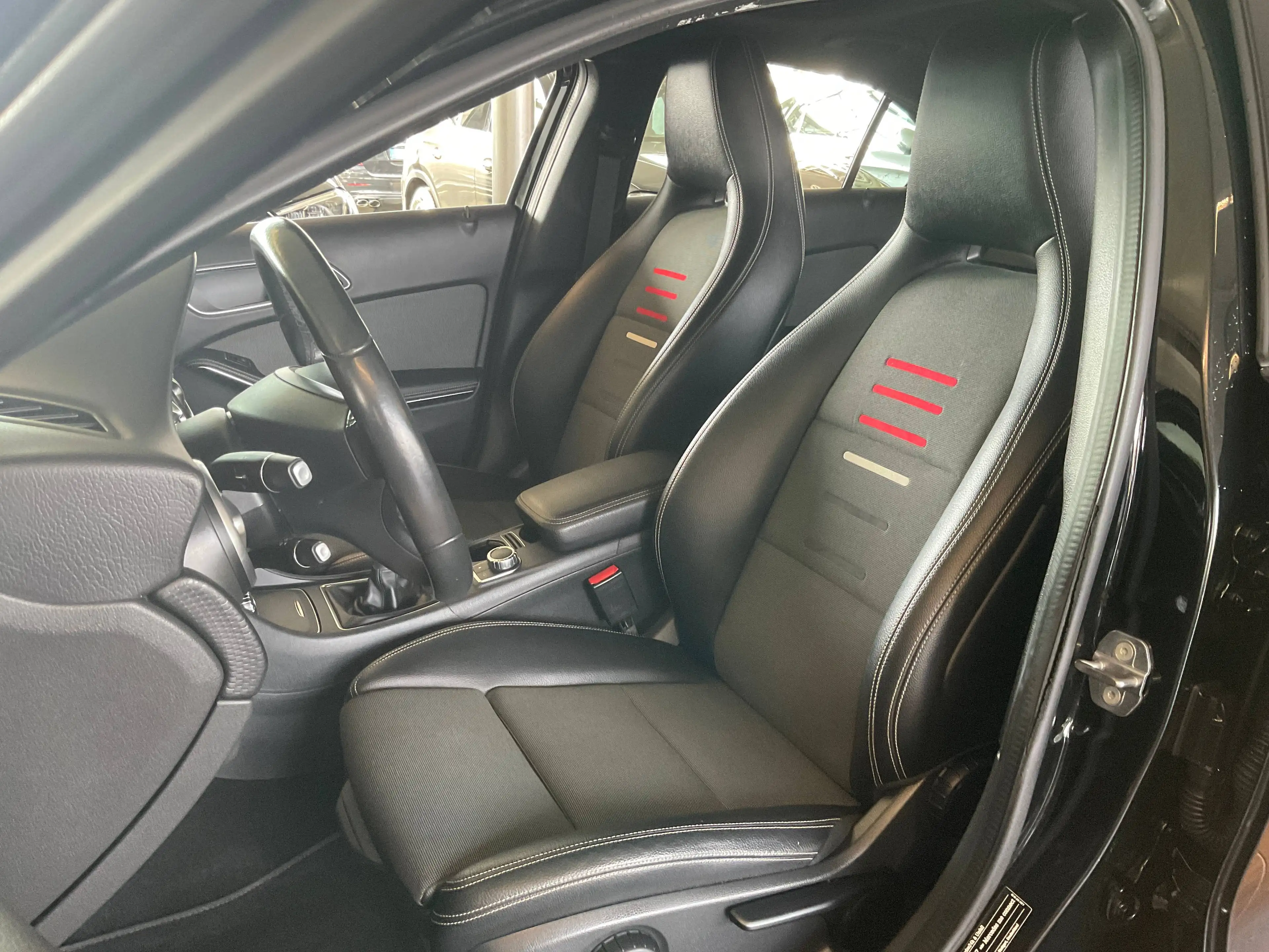 Mercedes-Benz A 180 A 180 Style PANO*GARMIN*GRA*AUDIO20 — photo 7