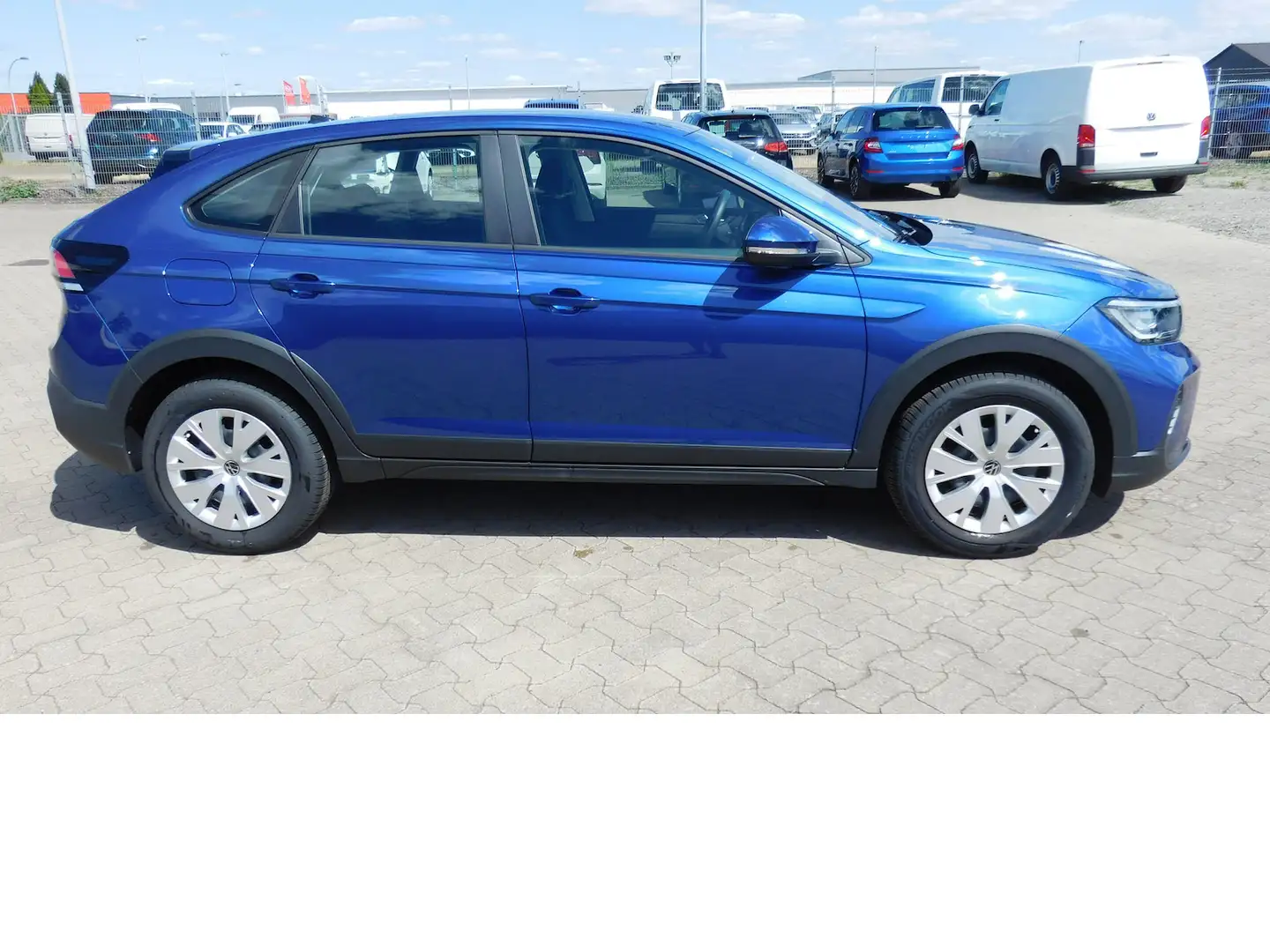 Volkswagen Taigo 1.0 Basis TSI BMT Klima Navi LED Blau - 2