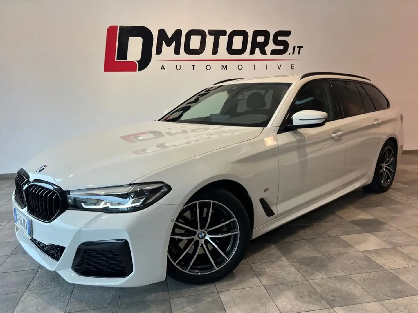 BMW 520 d 48V xDrive Touring Msport M Sport Bianco - 1