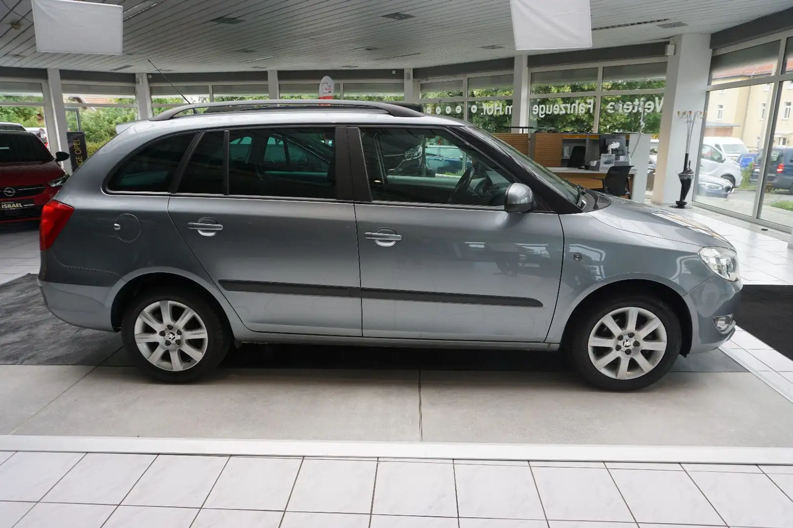 Skoda Fabia Combi Cool Edition KLIMA, RÜCKFAHRKAMERA Silber - 2