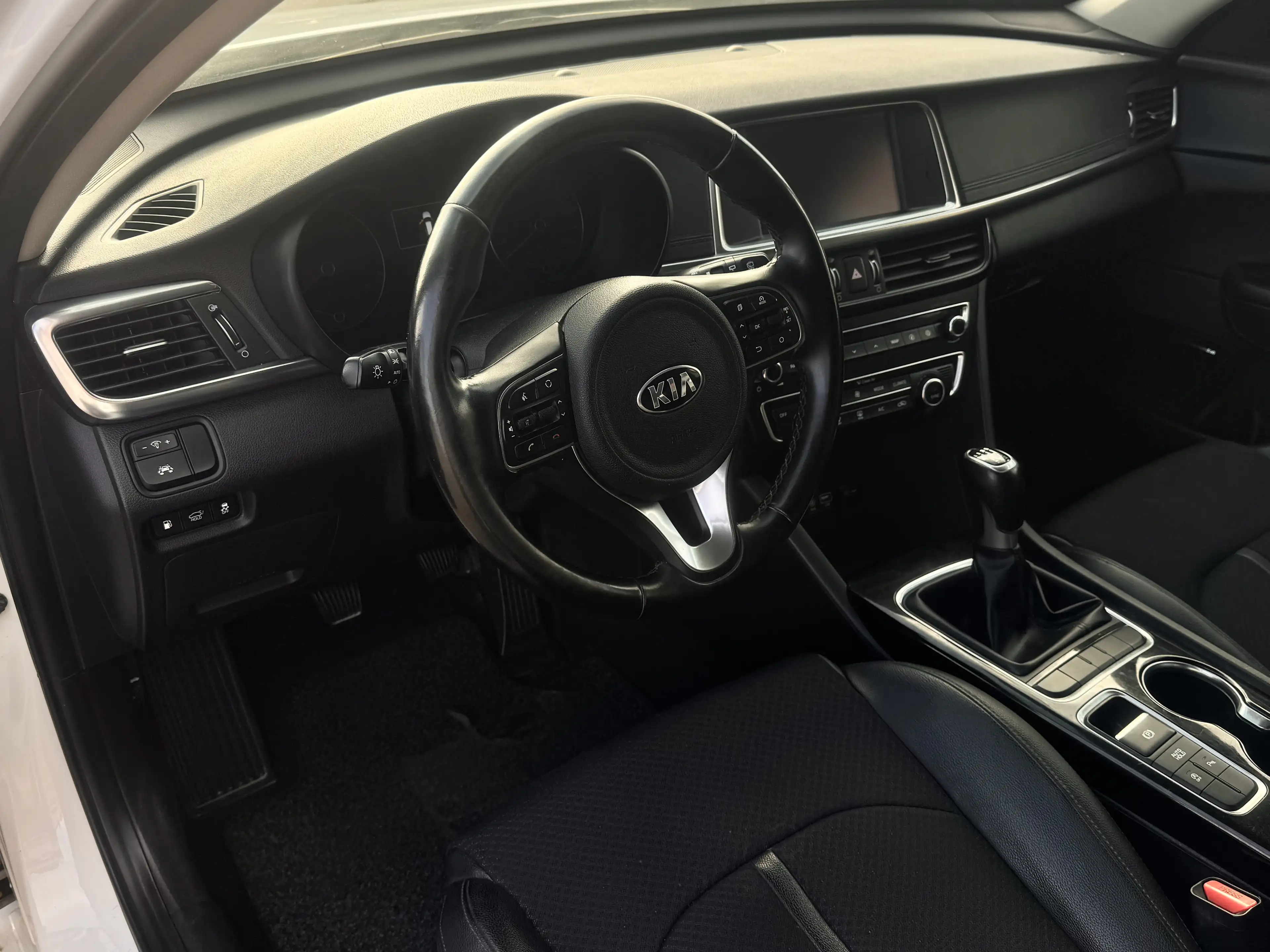 Kia Optima Optima Sportswagon 1.7 CRDI Business — photo 14