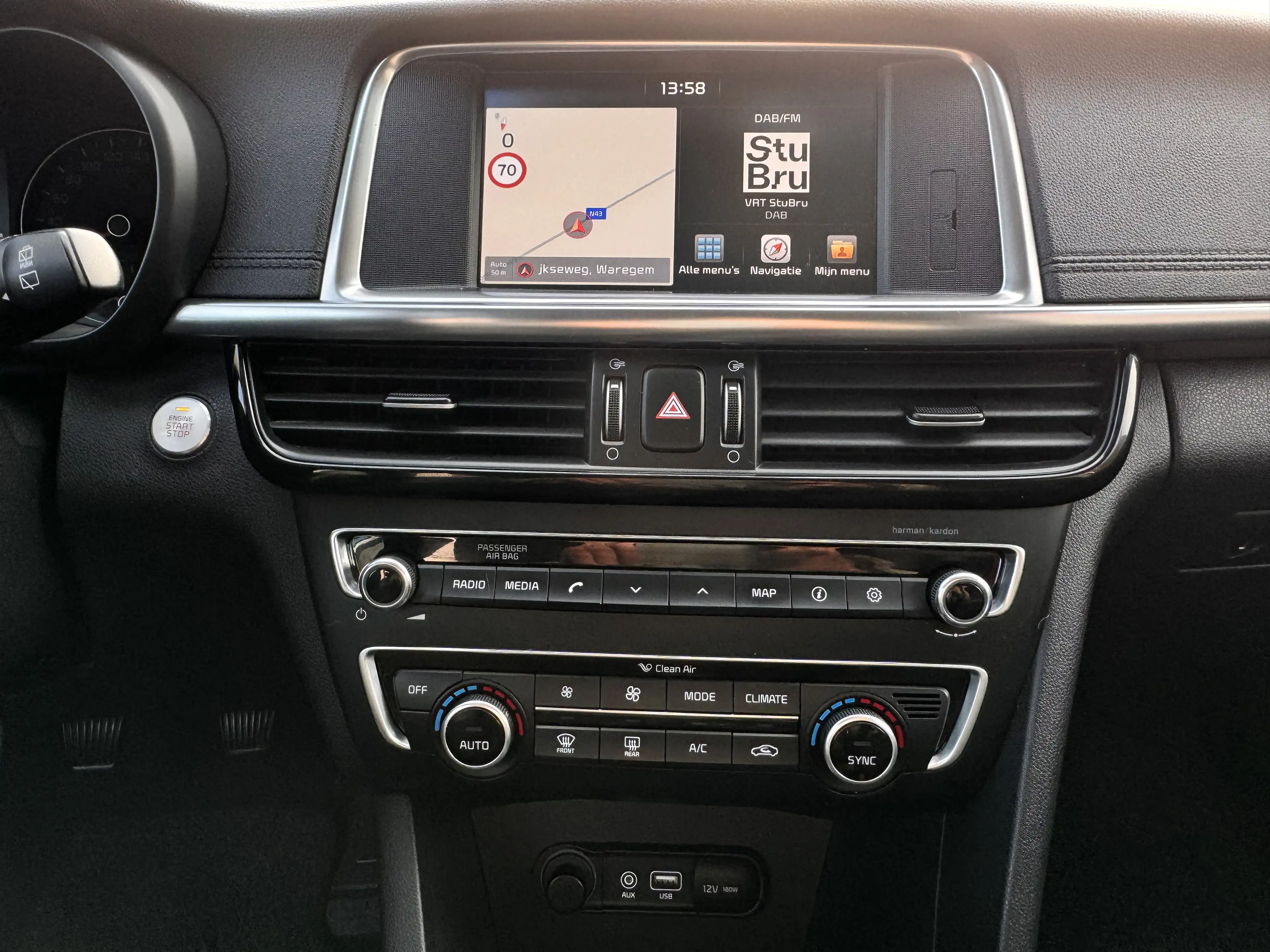 Kia Optima Optima Sportswagon 1.7 CRDI Business — photo 12