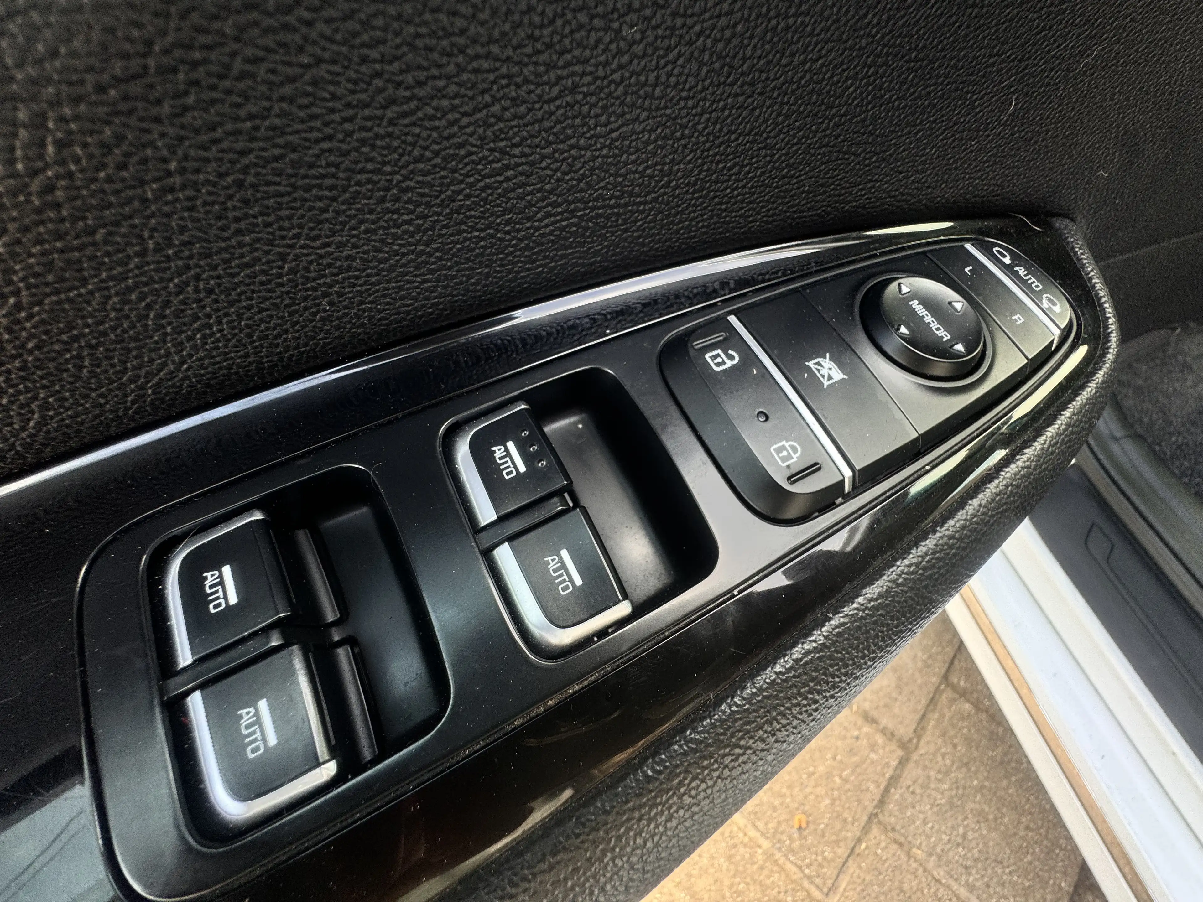 Kia Optima Optima Sportswagon 1.7 CRDI Business — photo 8
