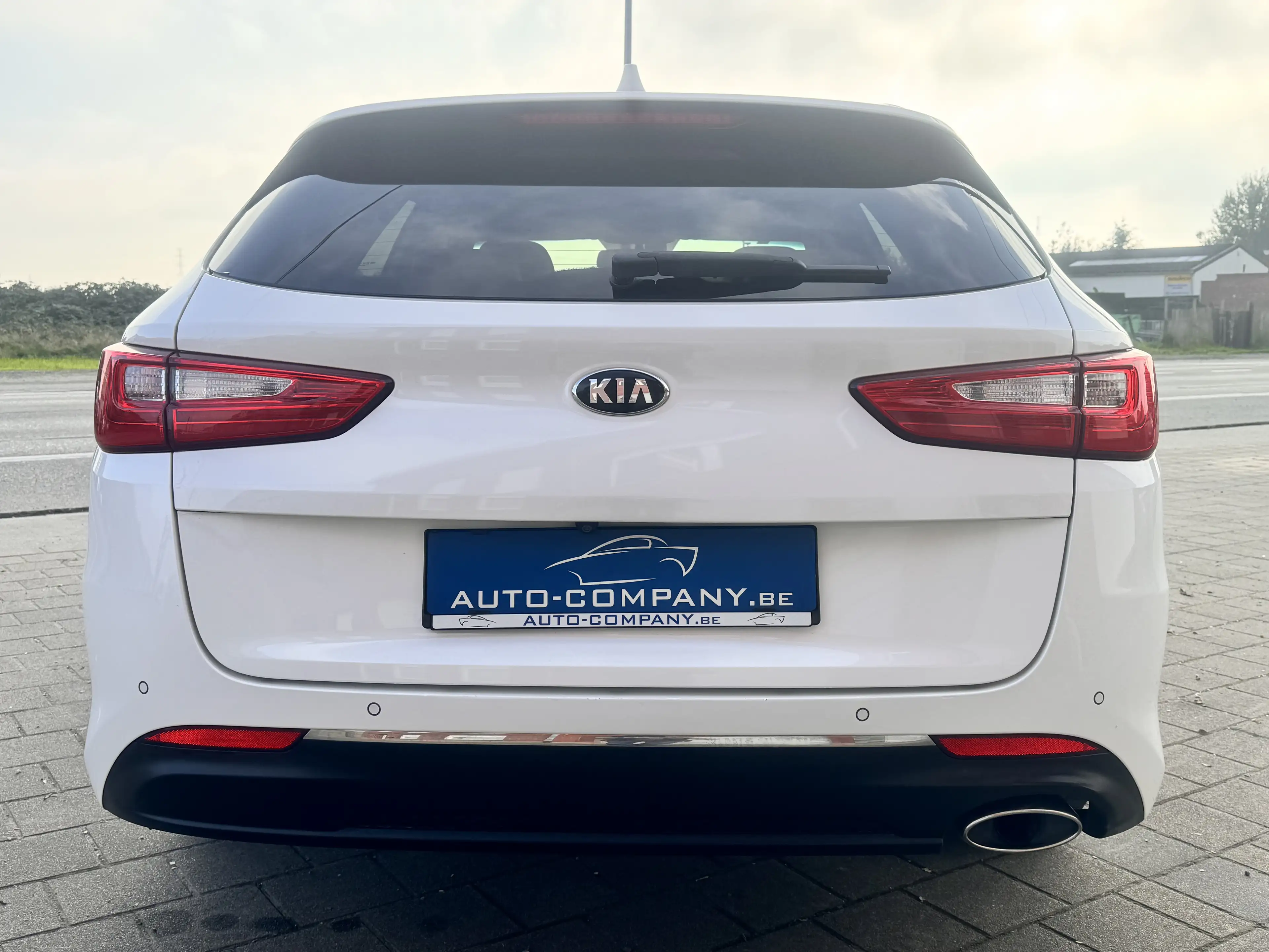 Kia Optima Optima Sportswagon 1.7 CRDI Business — photo 4