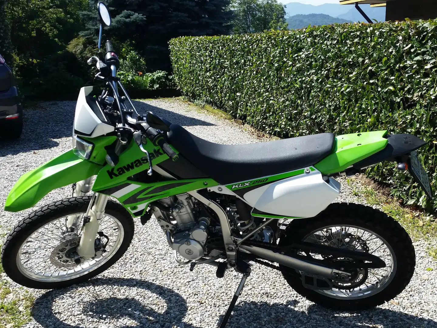 Kawasaki KLX 250 Verde - 1