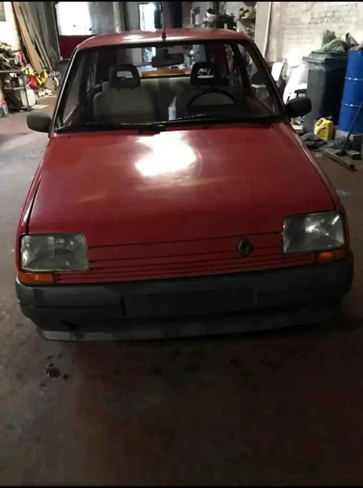 Renault R 5