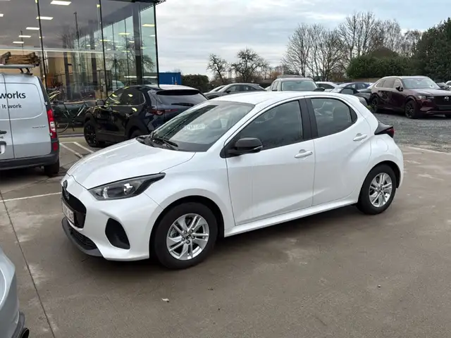 Mazda 2 Hybrid VVT-i Centre-Line CVT