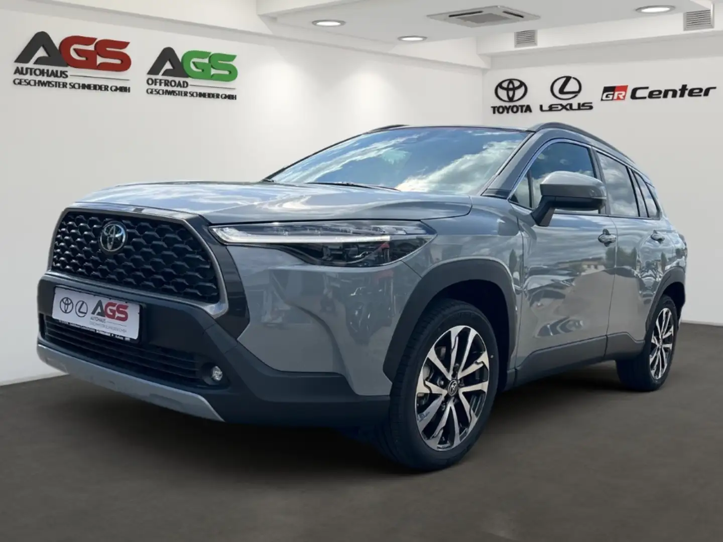 Toyota Corolla Cross 2,0L Teamplayer 4x4 Premium Paket Gris - 1