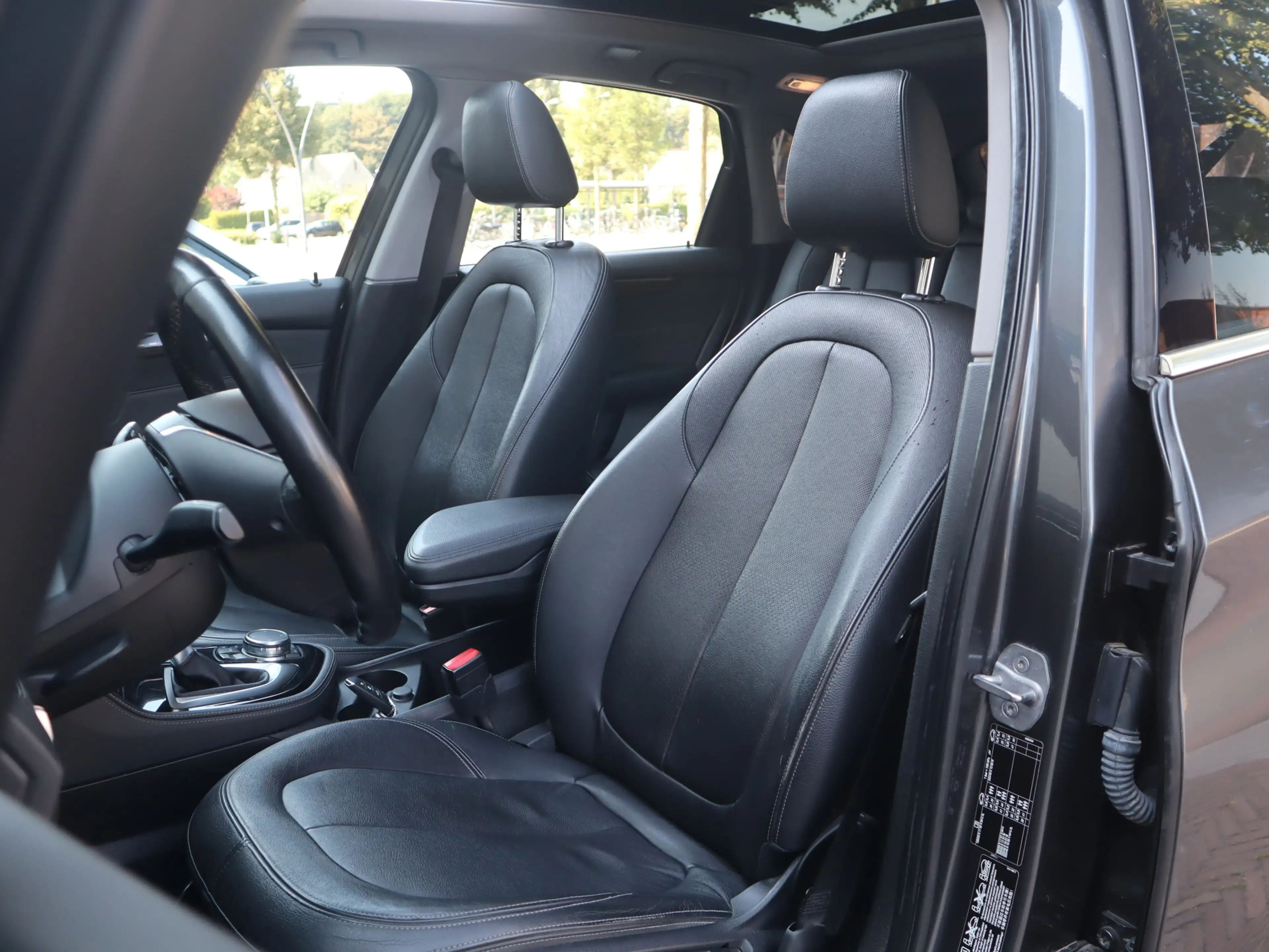 BMW 225 2-serie Active Tourer 225xe M Sport / Leder / Pano — photo 6