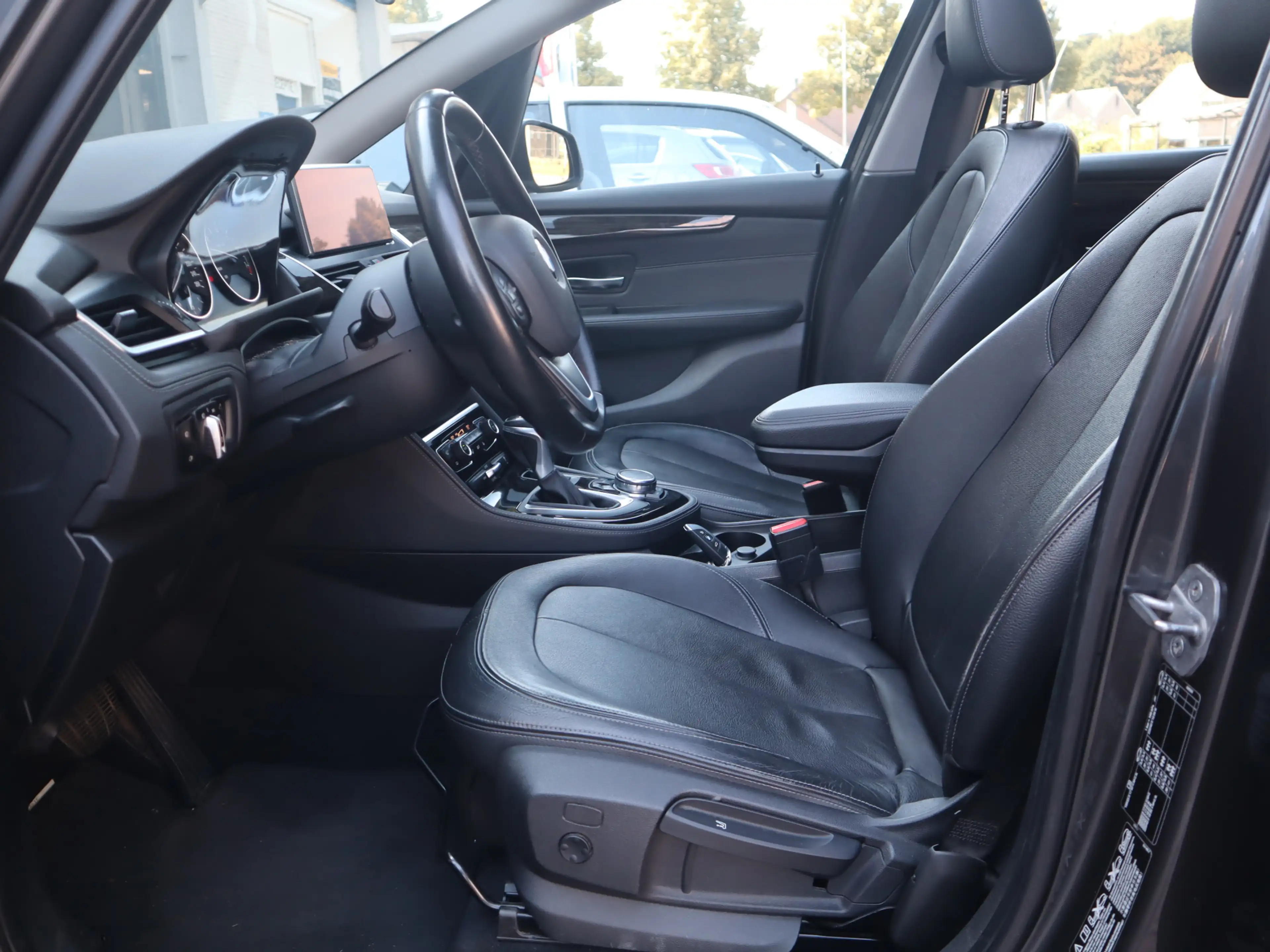 BMW 225 2-serie Active Tourer 225xe M Sport / Leder / Pano — photo 22