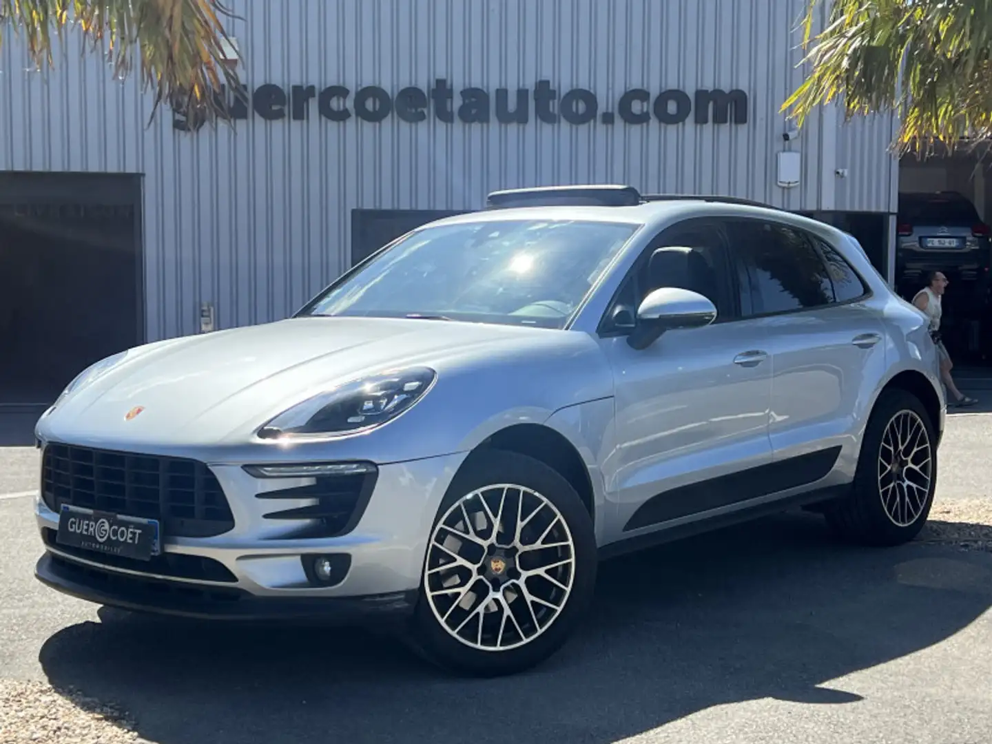 Porsche Macan (95B) 2.0 252CH PDK Gris - 1