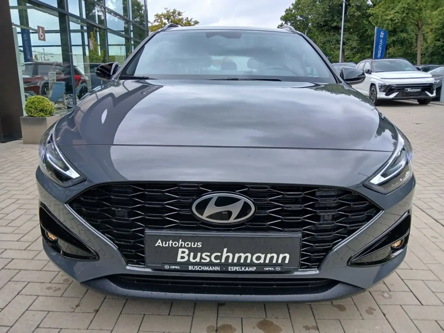 Hyundai i30 Kombi 1.5 T-GDI 48V DCT Advantage PLUS-PAKET Grau - 2