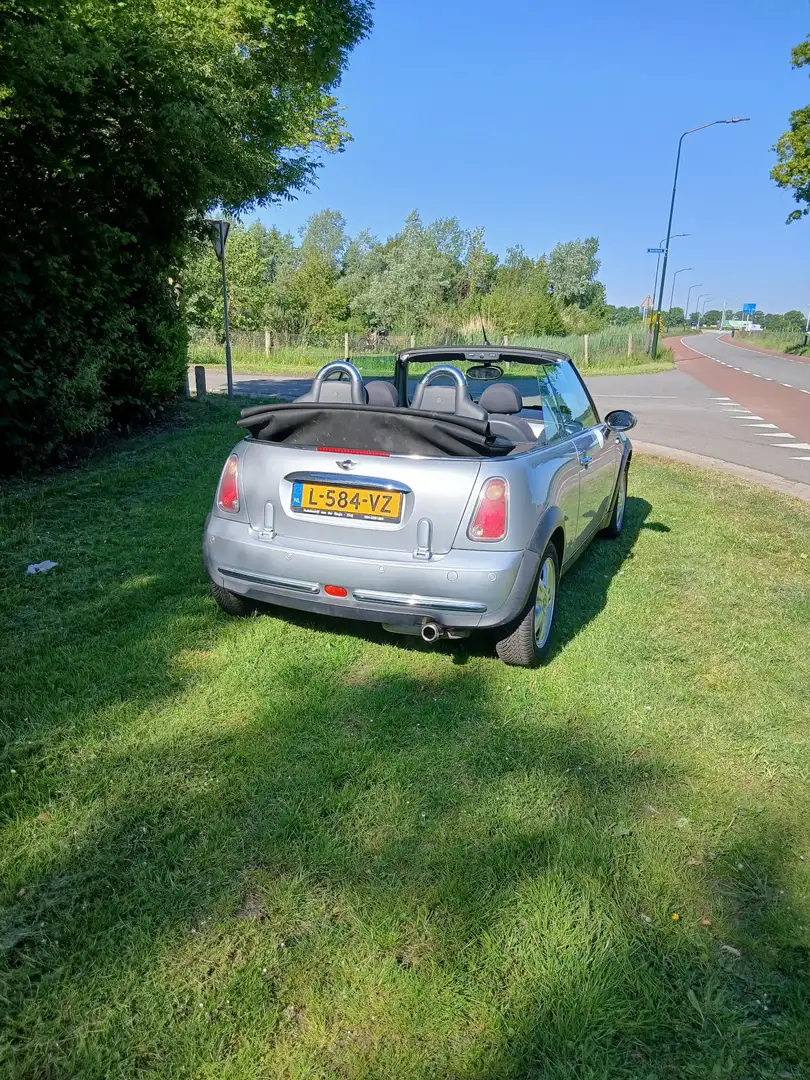 MINI Cooper 1.6 Grijs - 2