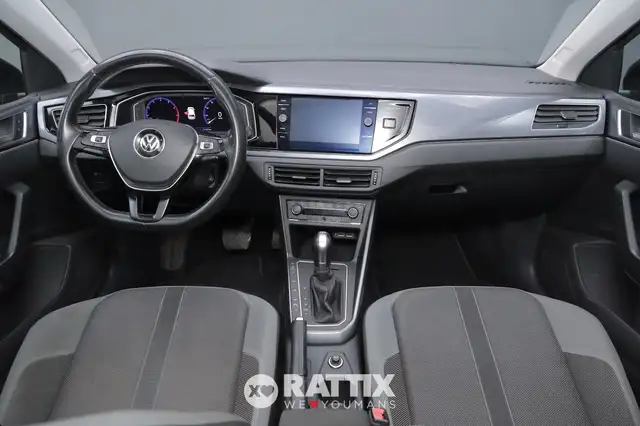 Volkswagen Polo view 9