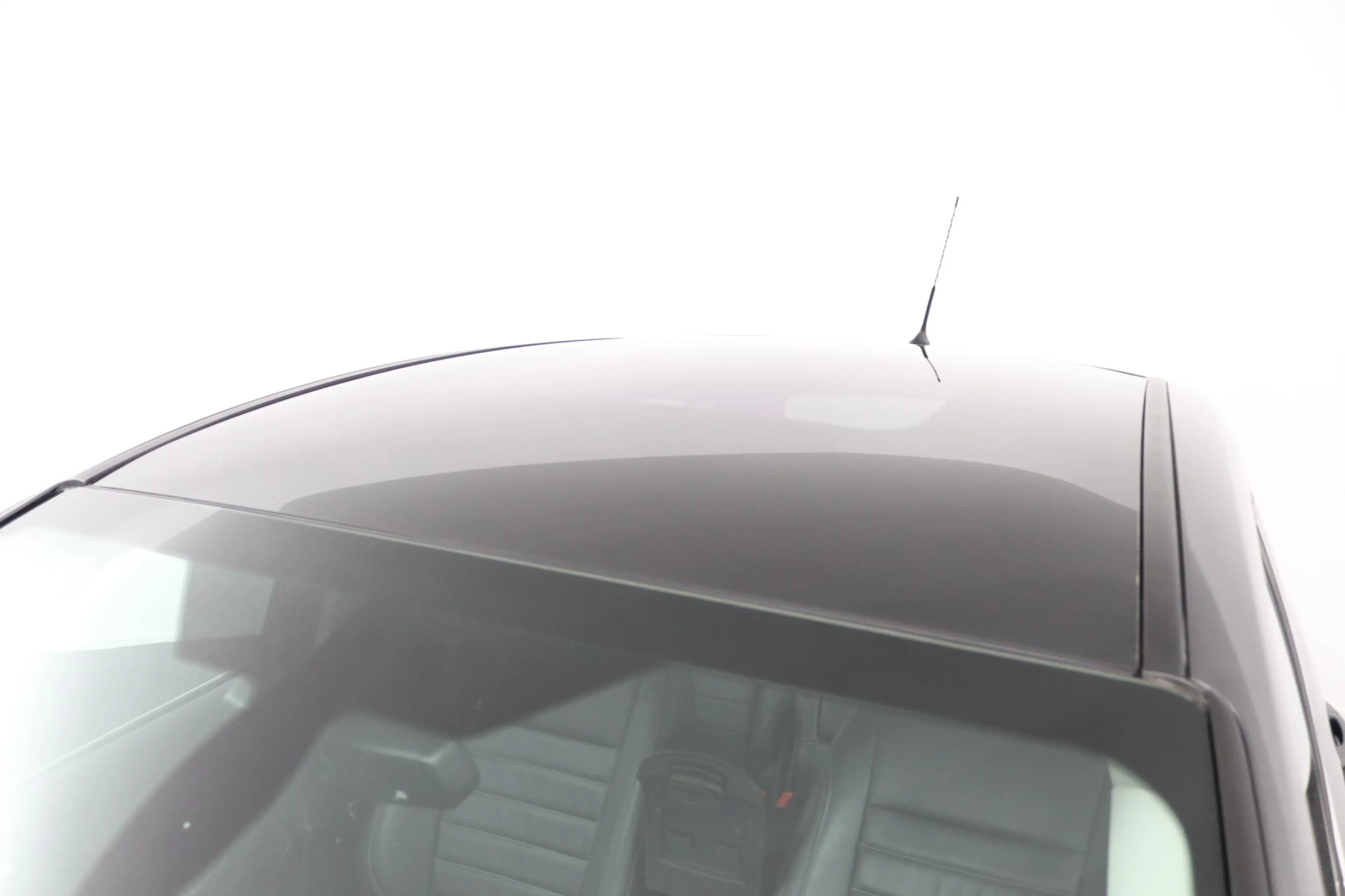 Ford C-Max 2.0 Plug-in Hybrid Titanium Plus — photo 43