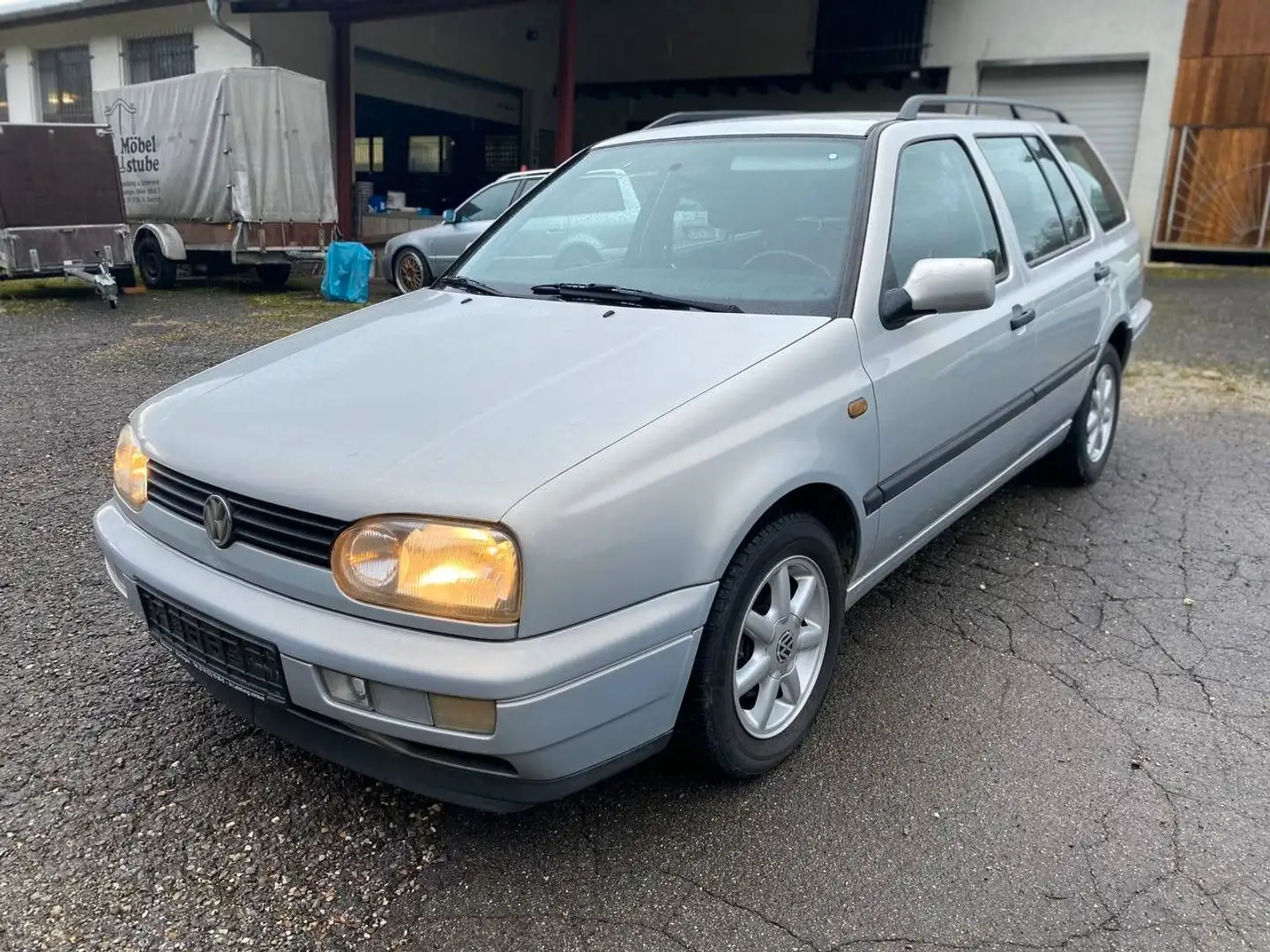 Volkswagen Golf 3 1.9TDI Kombi*RARITÄT*Automat*Klima*1.Hand Silber - 1