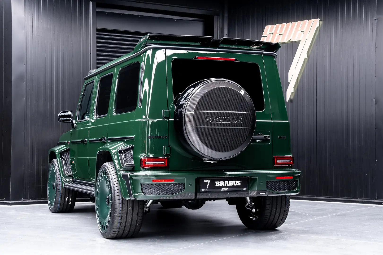 Mercedes-Benz G 63 AMG BRABUS G800 Production 2025 Carbon Pack I & II Grün - 2