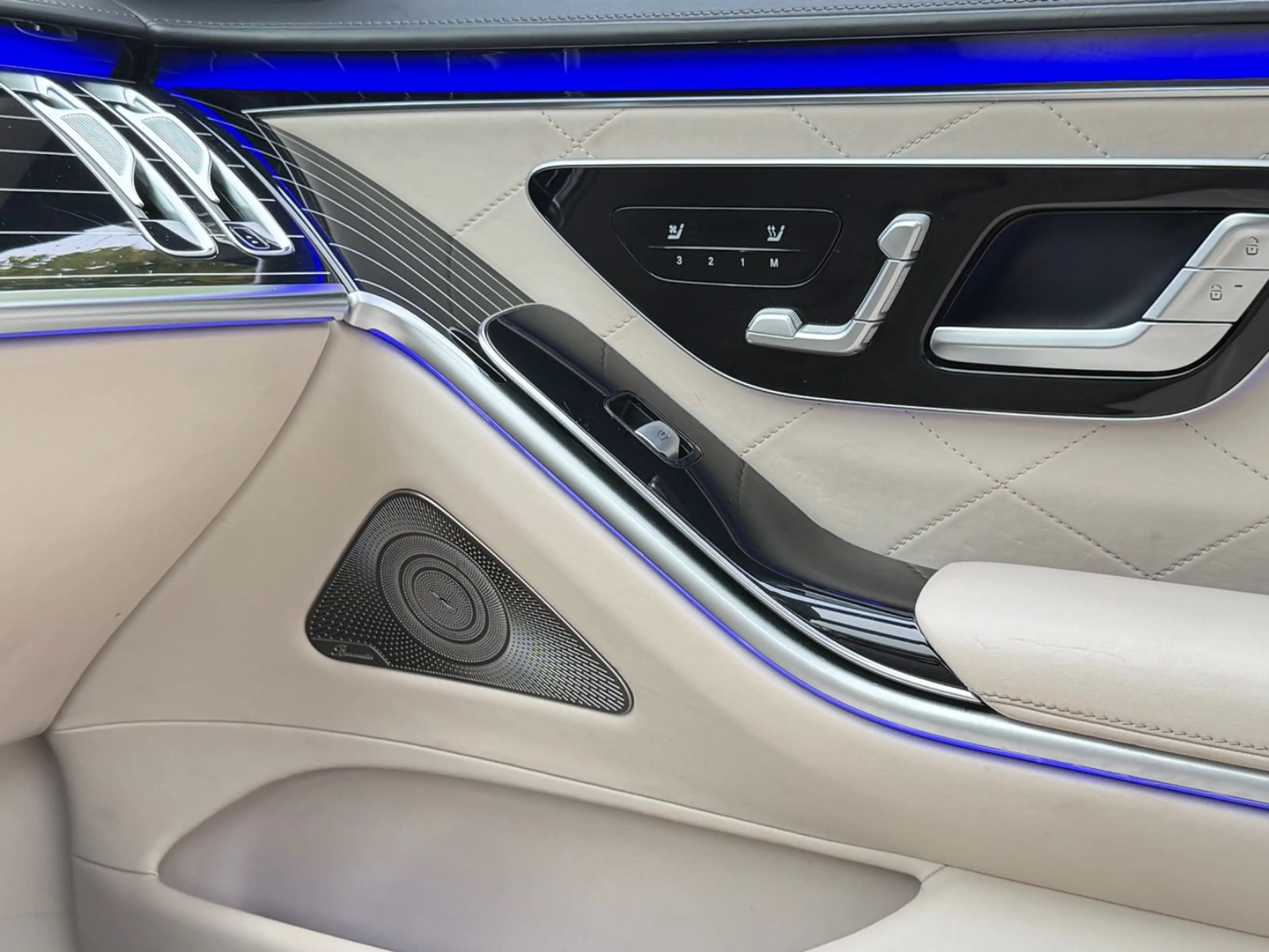 Mercedes-Benz S 500 4Matic L/ MANSORY/Pano/Chauffeuer/Fonf TV — photo 13