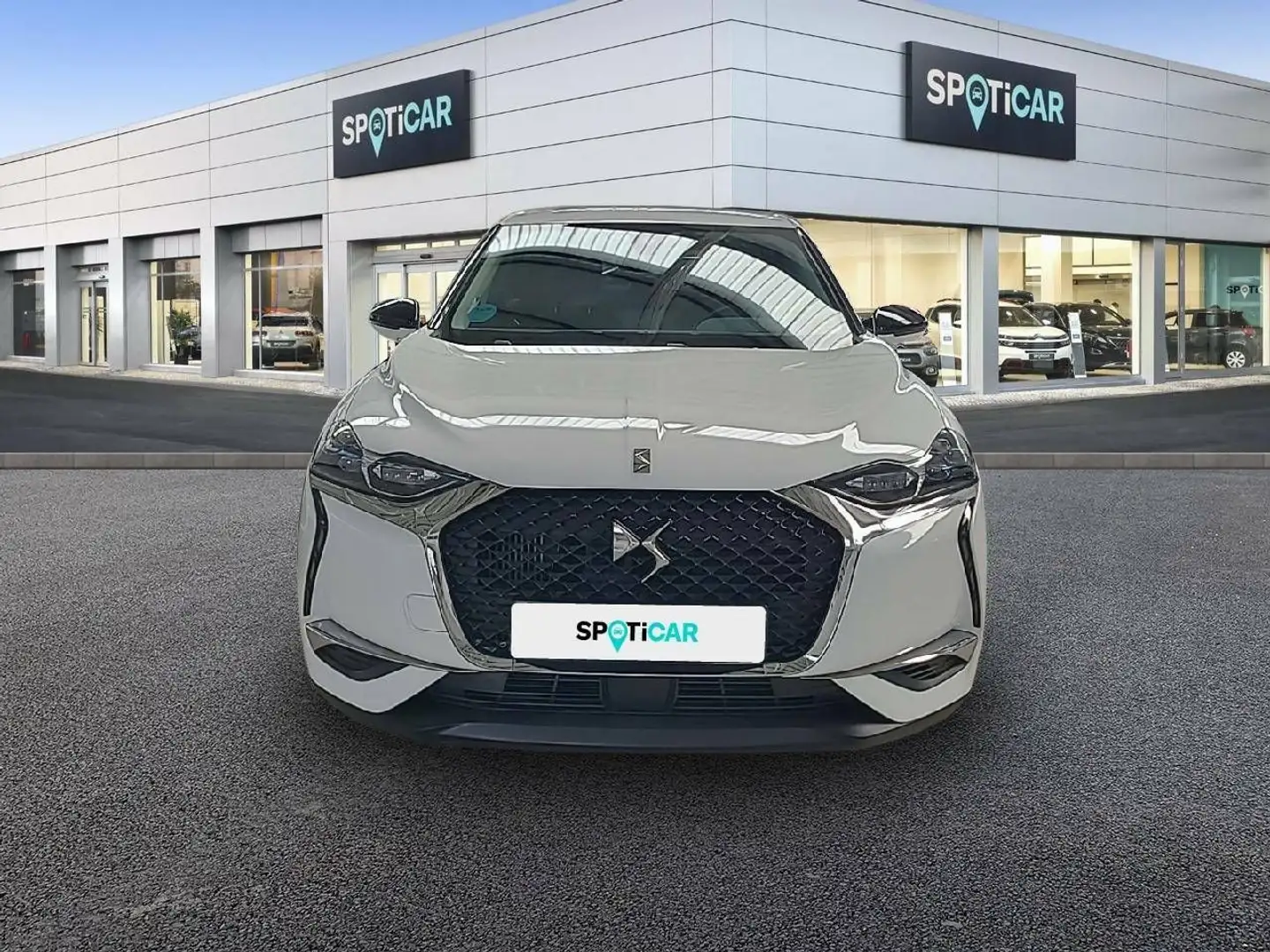 DS Automobiles DS 3 PureTech 73 kW Manual So Chic Wit - 2
