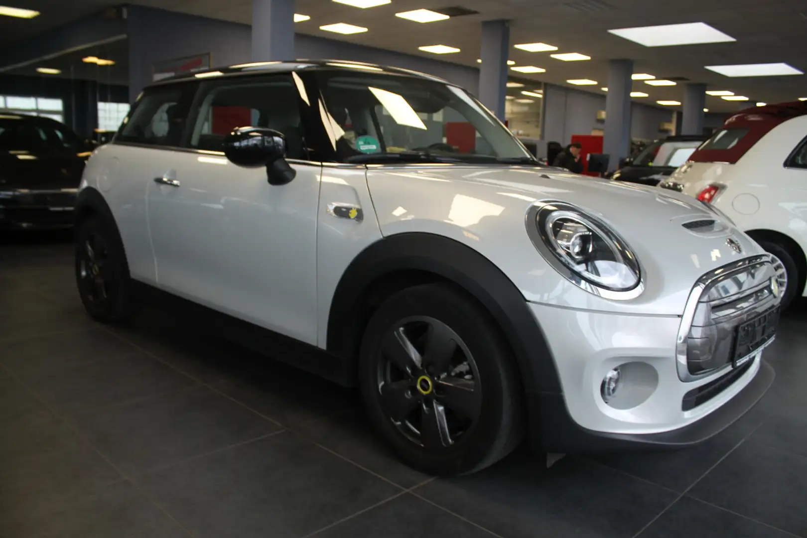 MINI Cooper SE Trim S Weiß - 1