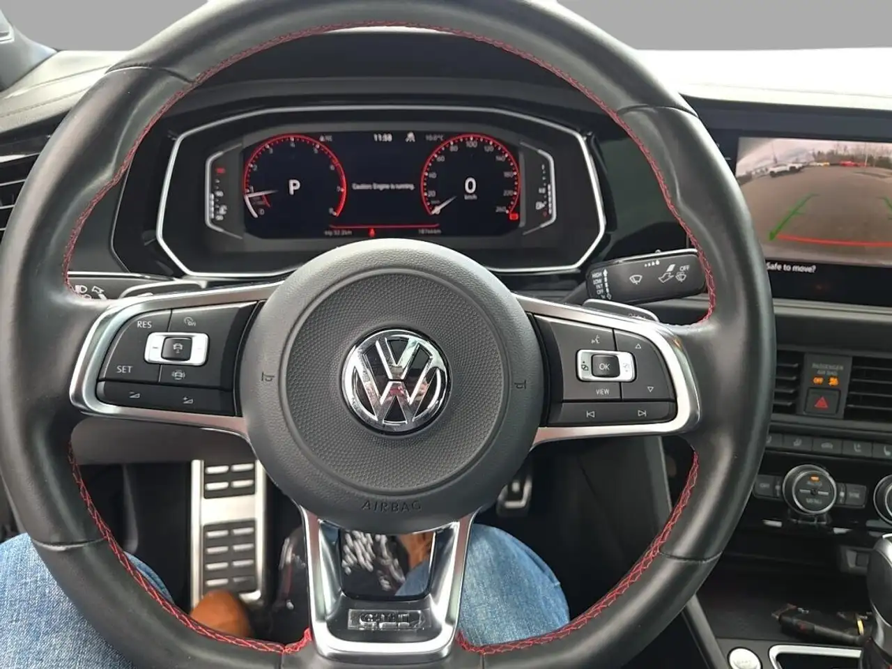 Volkswagen Jetta снимка Volkswagen Jetta