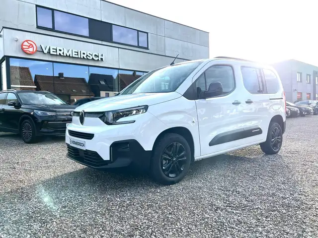Citroen Berlingo Berlingo MPV M Diesel 130 Automatik PLUS*LED*APPLE