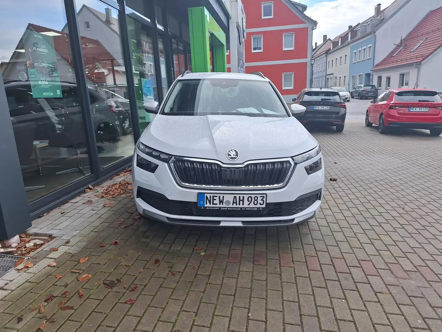 Skoda Kamiq 1.5 TSI TOUR 110 kW (150 PS), Schaltgetriebe Weiß - 2