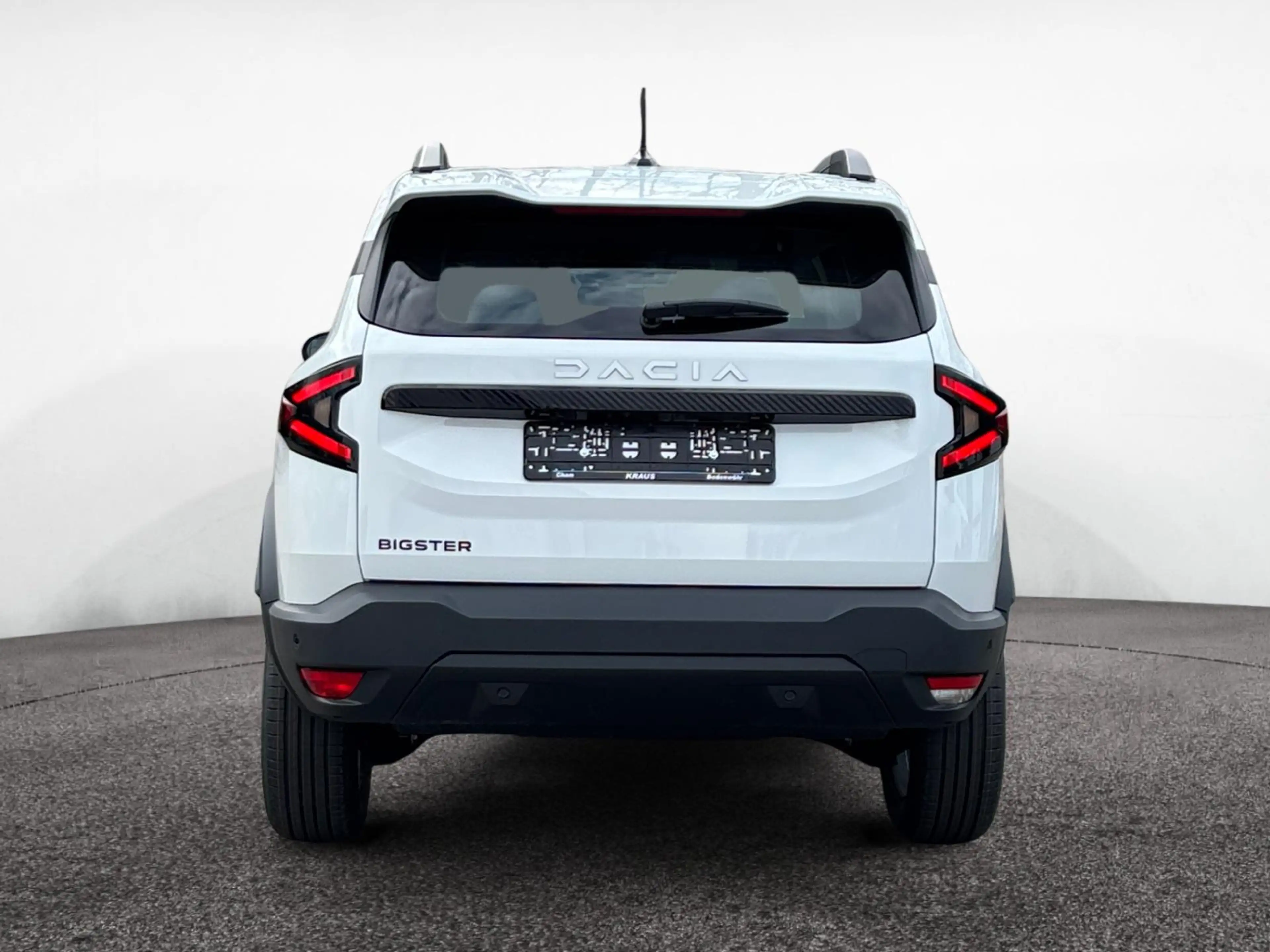 Dacia Bigster Essential mild hybrid-G 140 AKTION — photo 5