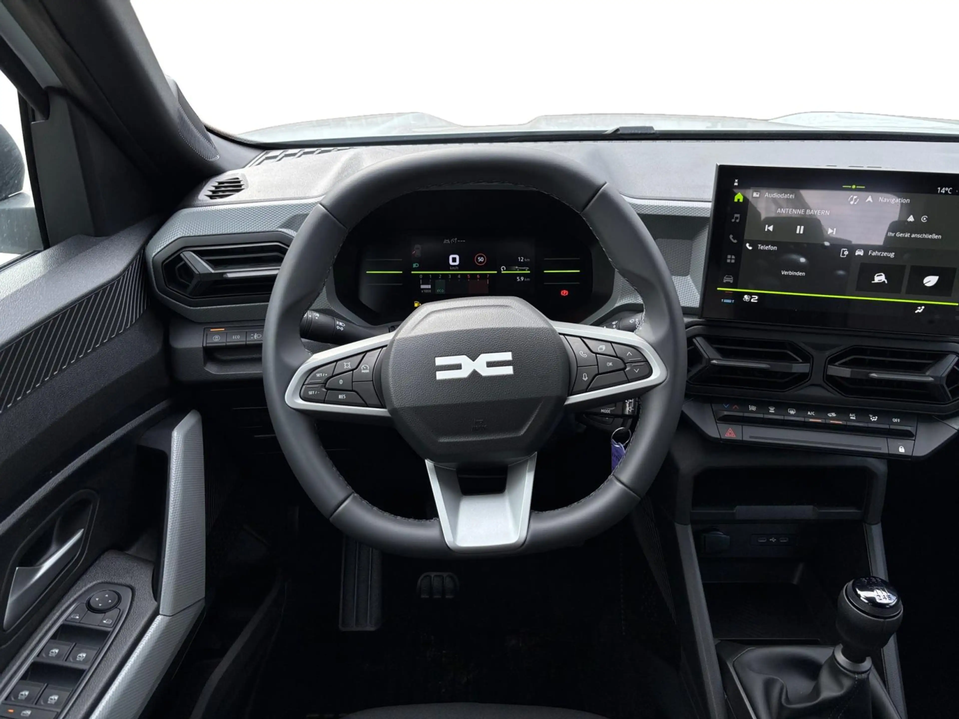 Dacia Bigster Essential mild hybrid-G 140 AKTION — photo 13
