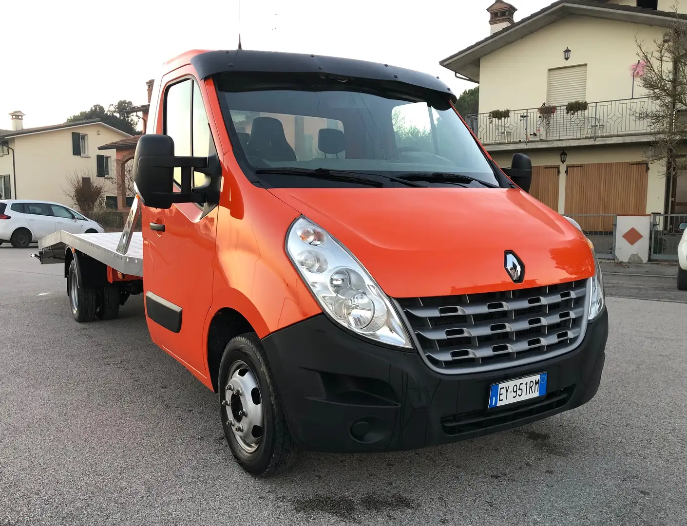 Renault Master Оранжевий - 1