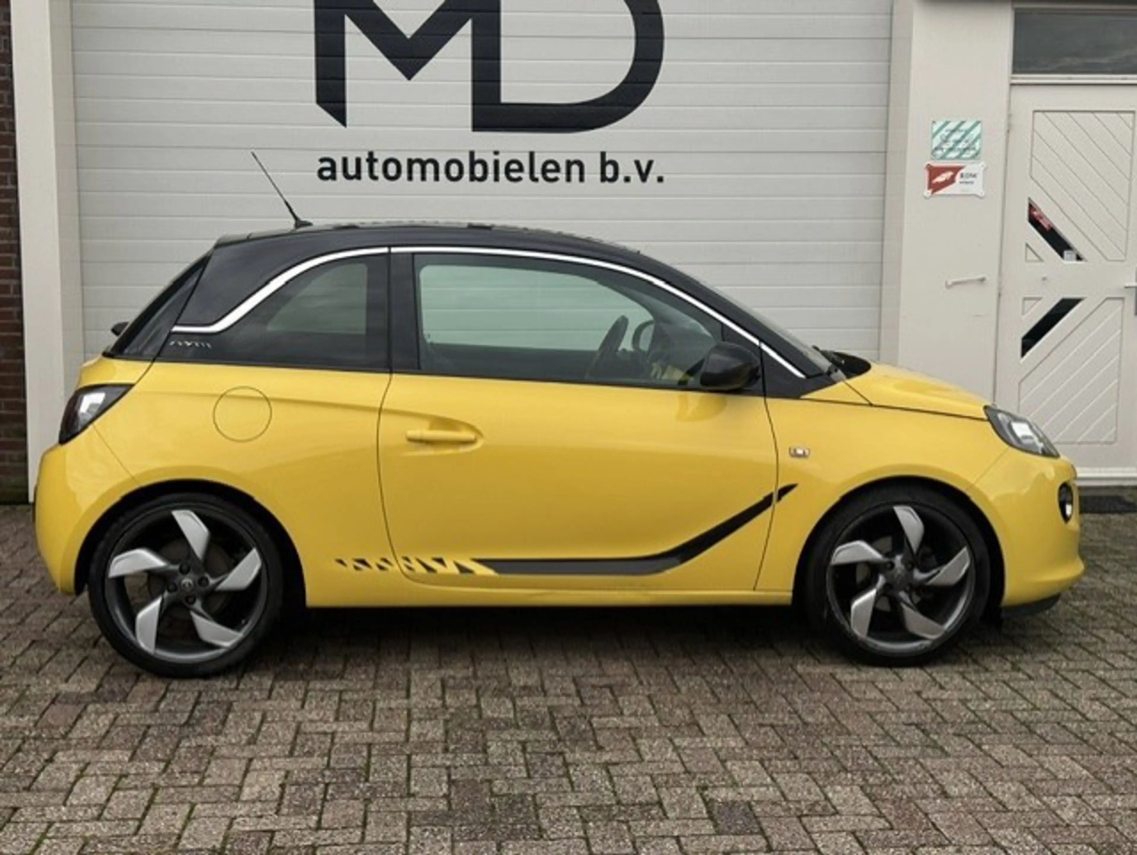 Opel Adam 1.4 Hardwell Edition - LED - Cruise - Climate -PDC — photo 2