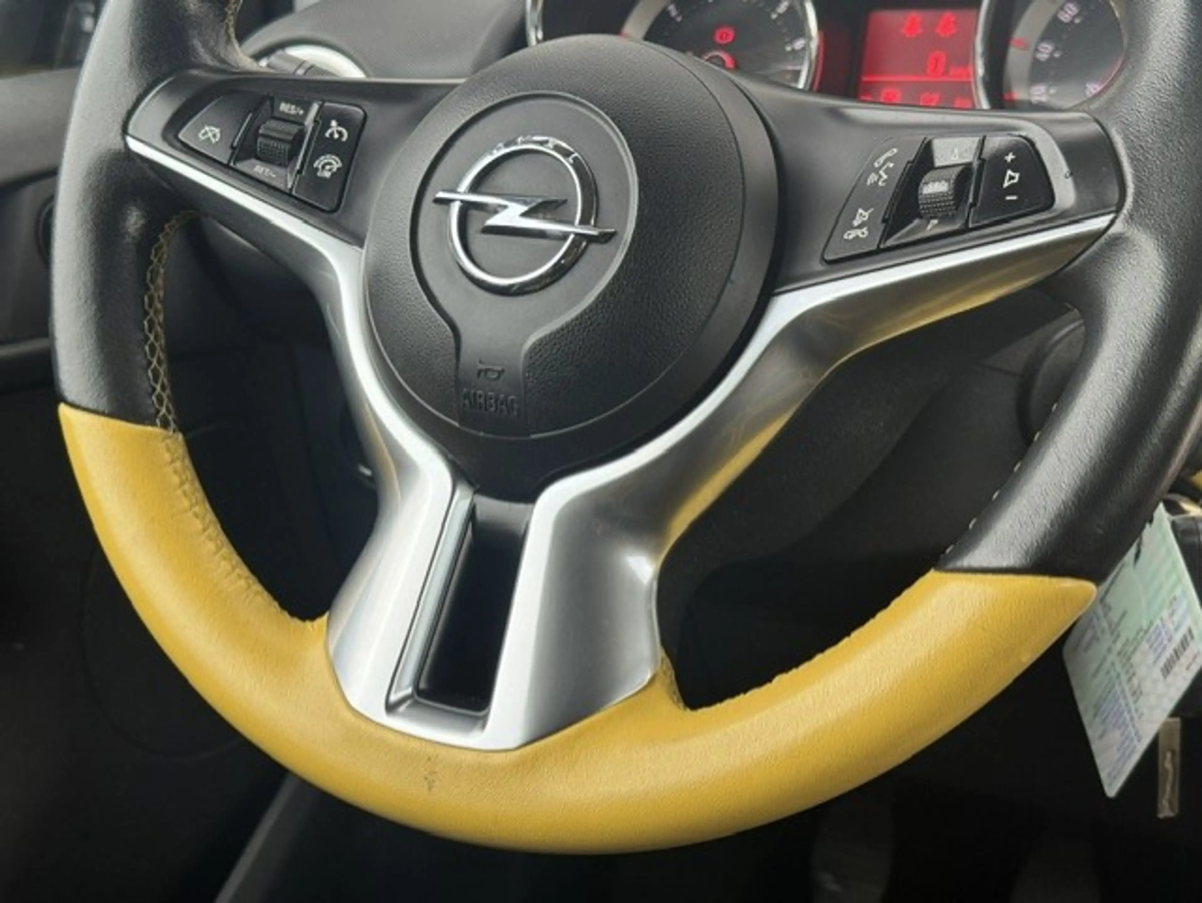 Opel Adam 1.4 Hardwell Edition - LED - Cruise - Climate -PDC — photo 11