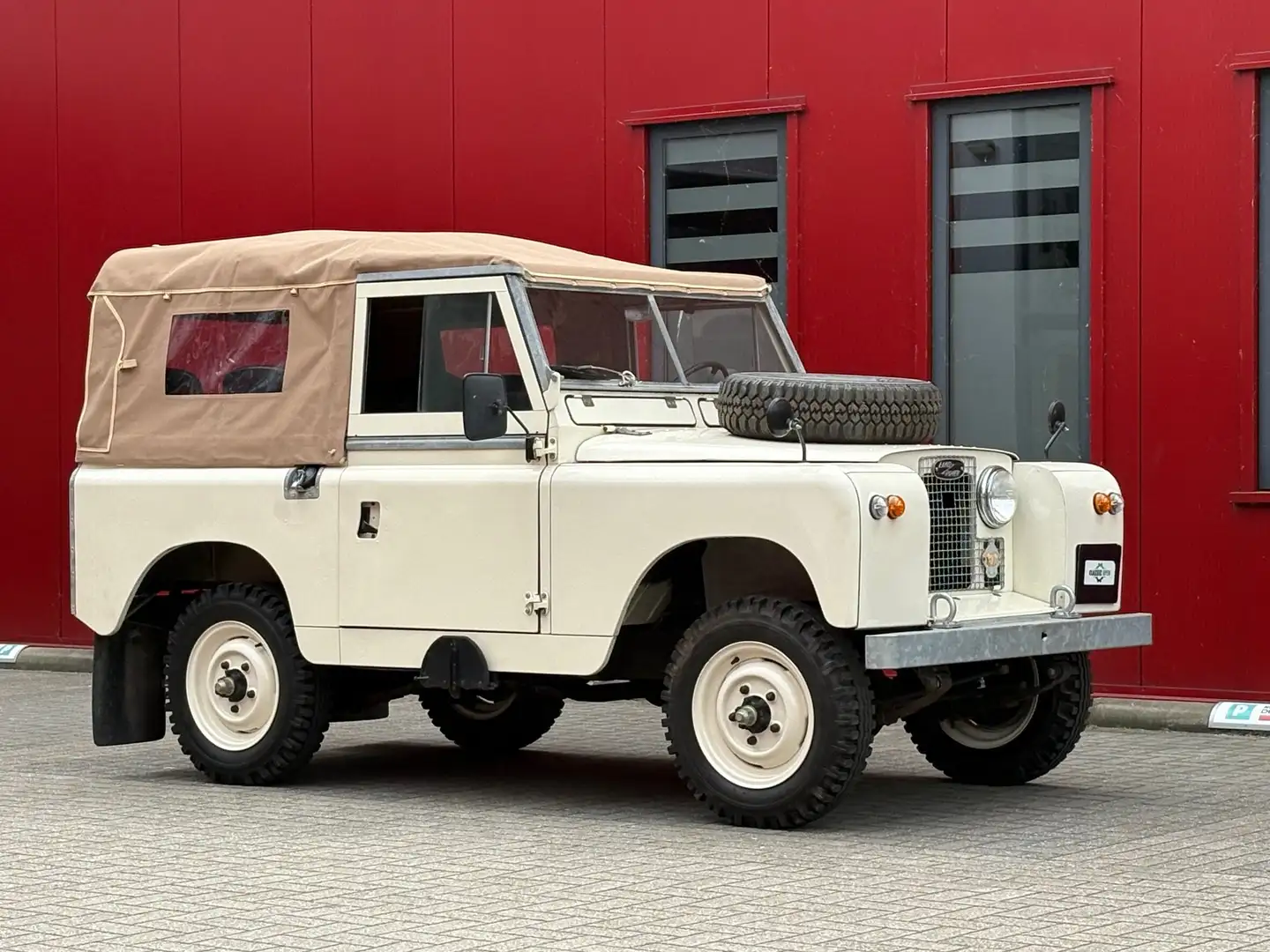 Land Rover Series 88 Alb - 1