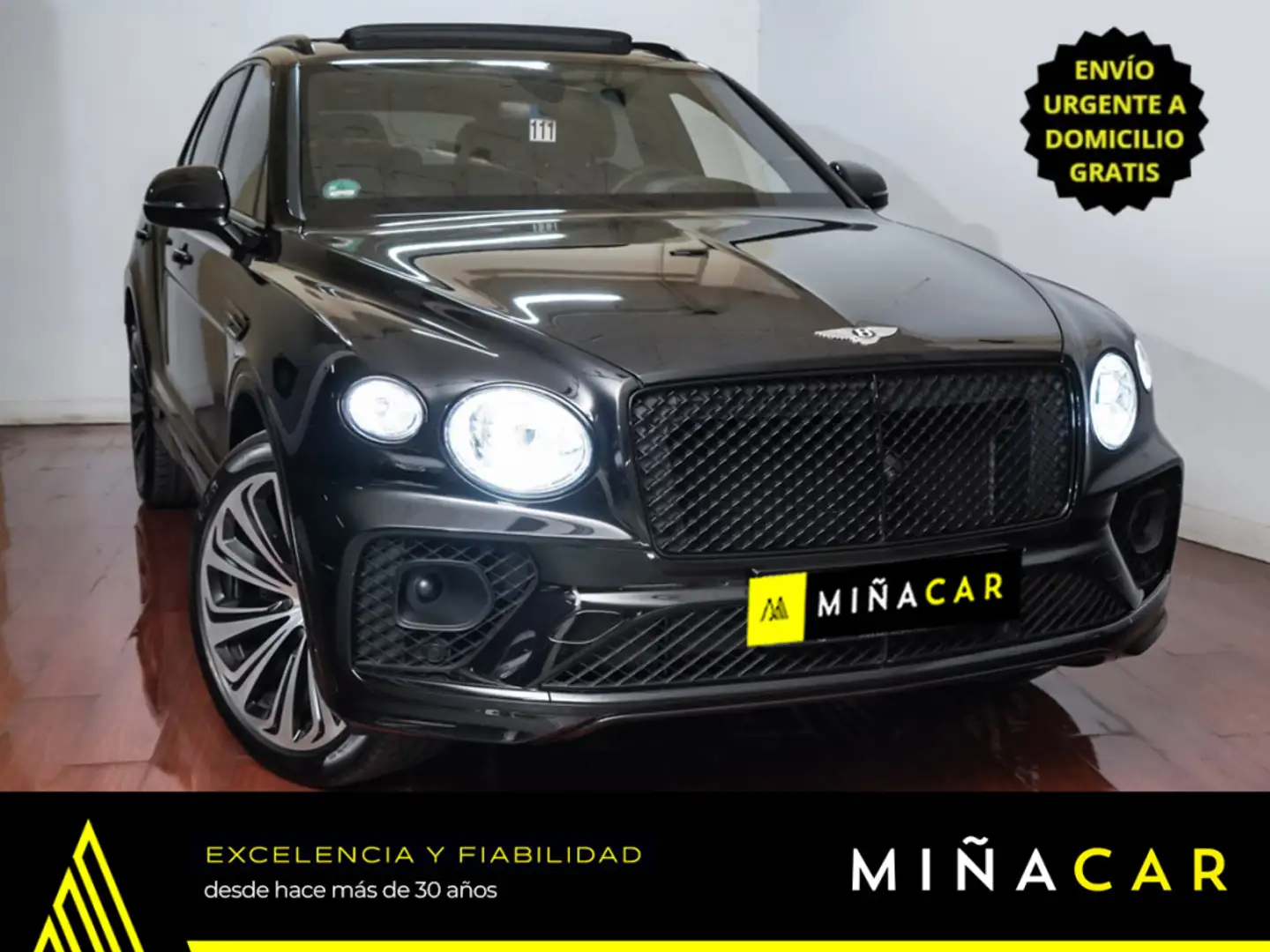 Bentley Bentayga V8 Fekete - 1