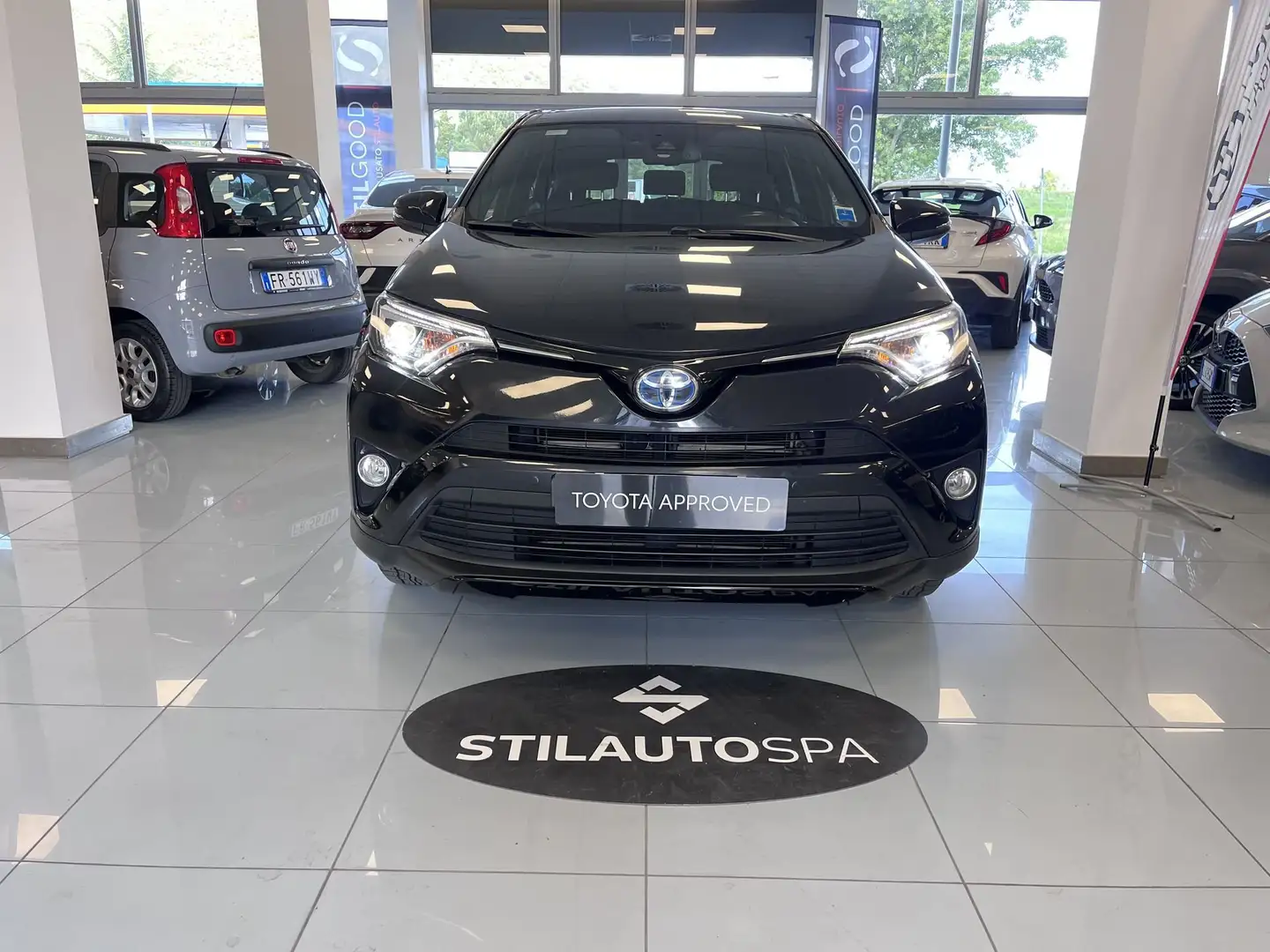 Toyota RAV 4 2.5 Hybrid 2WD Dynamic+ Schwarz - 2