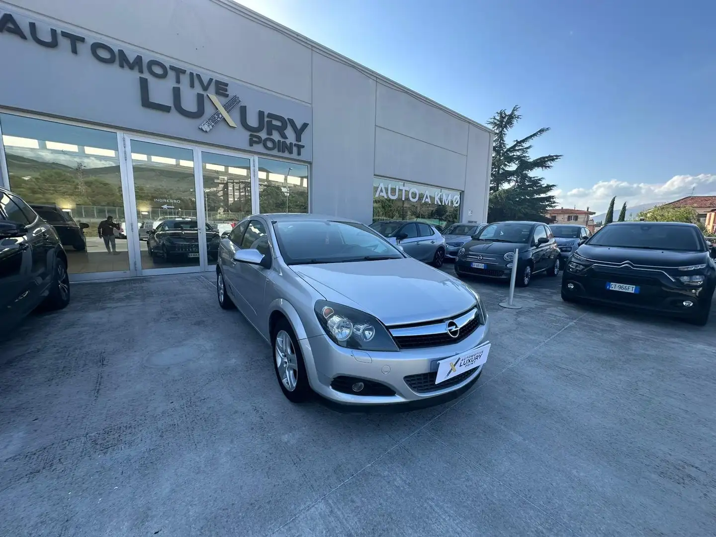 Opel Astra Astra GTC 1.3 cdti Enjoy esp 6m FL Argento - 2