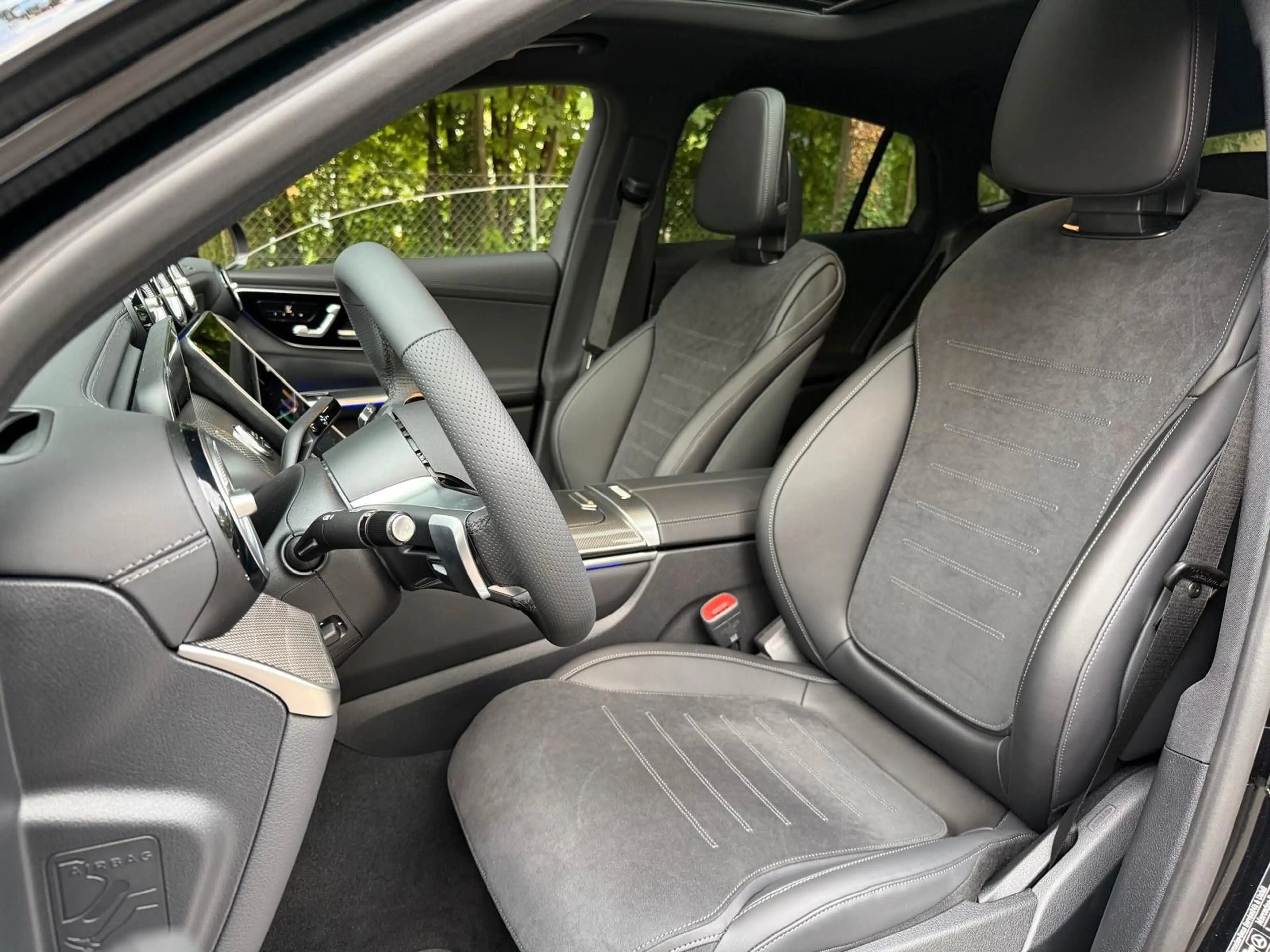 Mercedes-Benz GLC 220 4M Coupé AMG Premium 20" Pano — photo 7