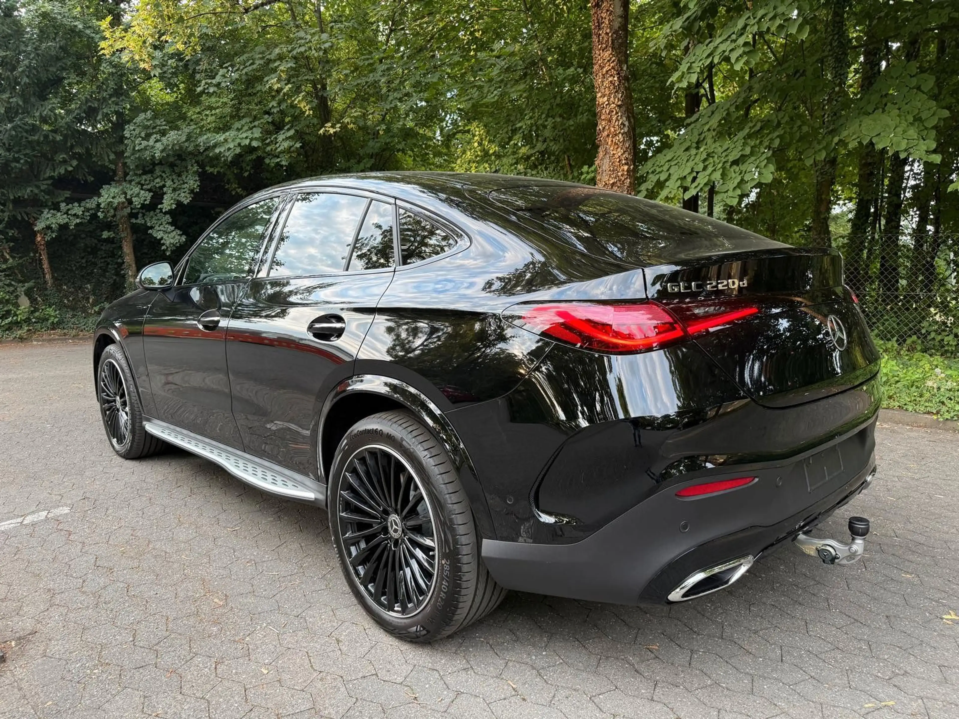 Mercedes-Benz GLC 220 4M Coupé AMG Premium 20" Pano — photo 4